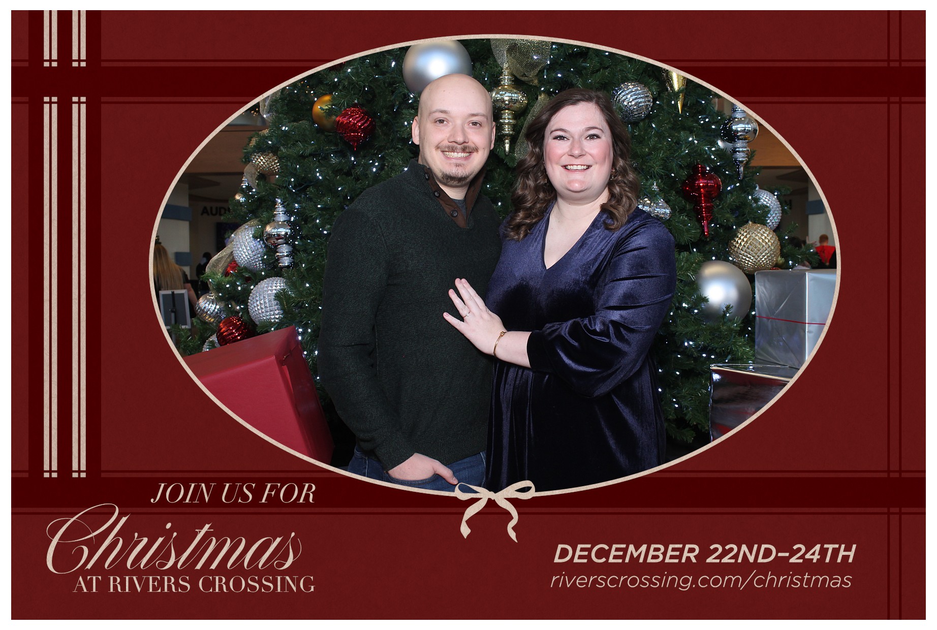 Rivers Crossing Christmas Invite | View more photos from the event at gallery.photoboothcincy.com/u/PhotoBoothCincy/Rivers-Crossing-Christmas-Invite
