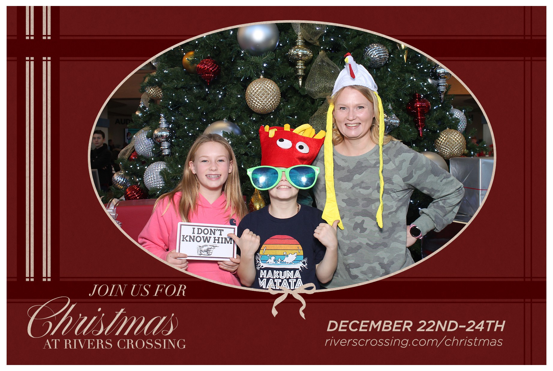 Rivers Crossing Christmas Invite | View more photos from the event at gallery.photoboothcincy.com/u/PhotoBoothCincy/Rivers-Crossing-Christmas-Invite