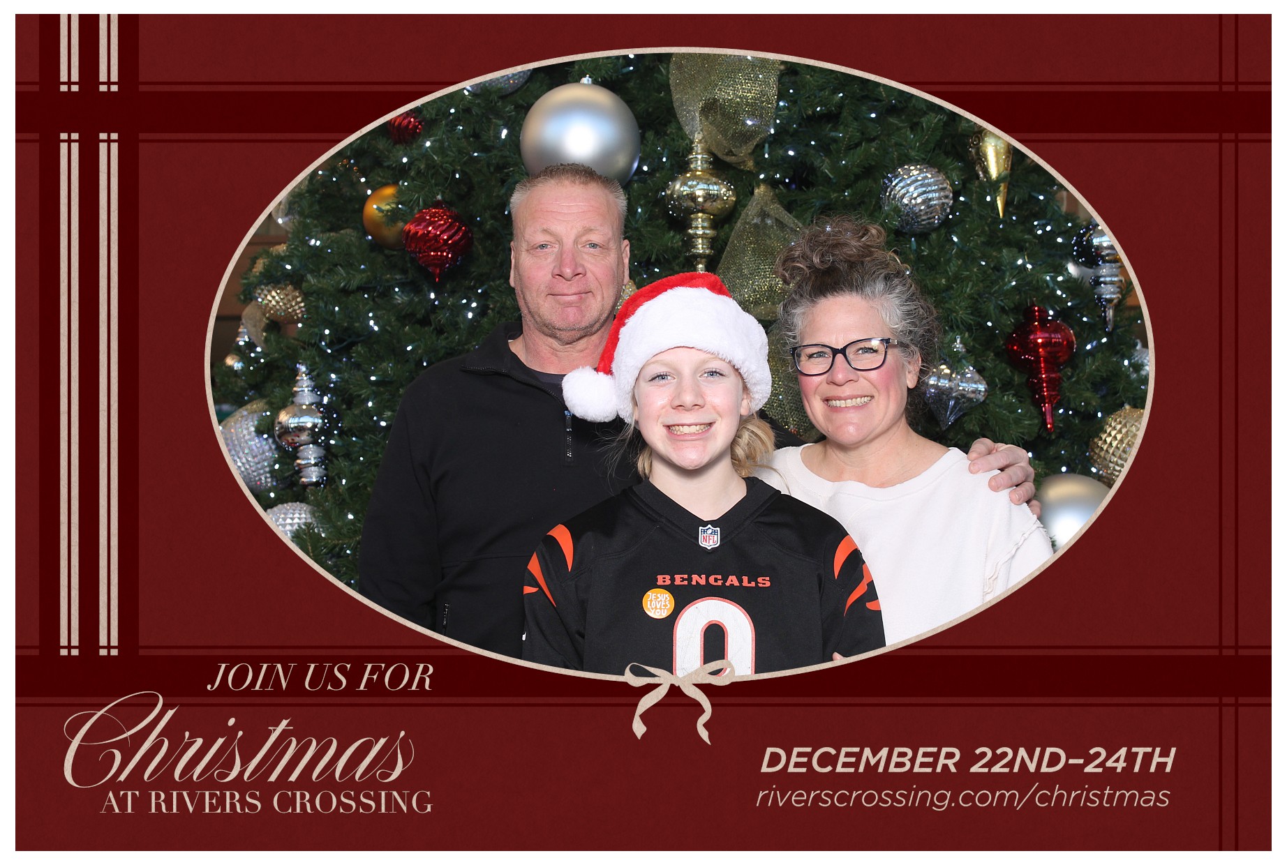 Rivers Crossing Christmas Invite | View more photos from the event at gallery.photoboothcincy.com/u/PhotoBoothCincy/Rivers-Crossing-Christmas-Invite