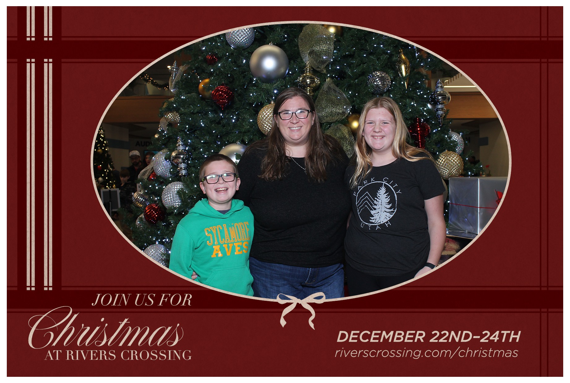 Rivers Crossing Christmas Invite | View more photos from the event at gallery.photoboothcincy.com/u/PhotoBoothCincy/Rivers-Crossing-Christmas-Invite