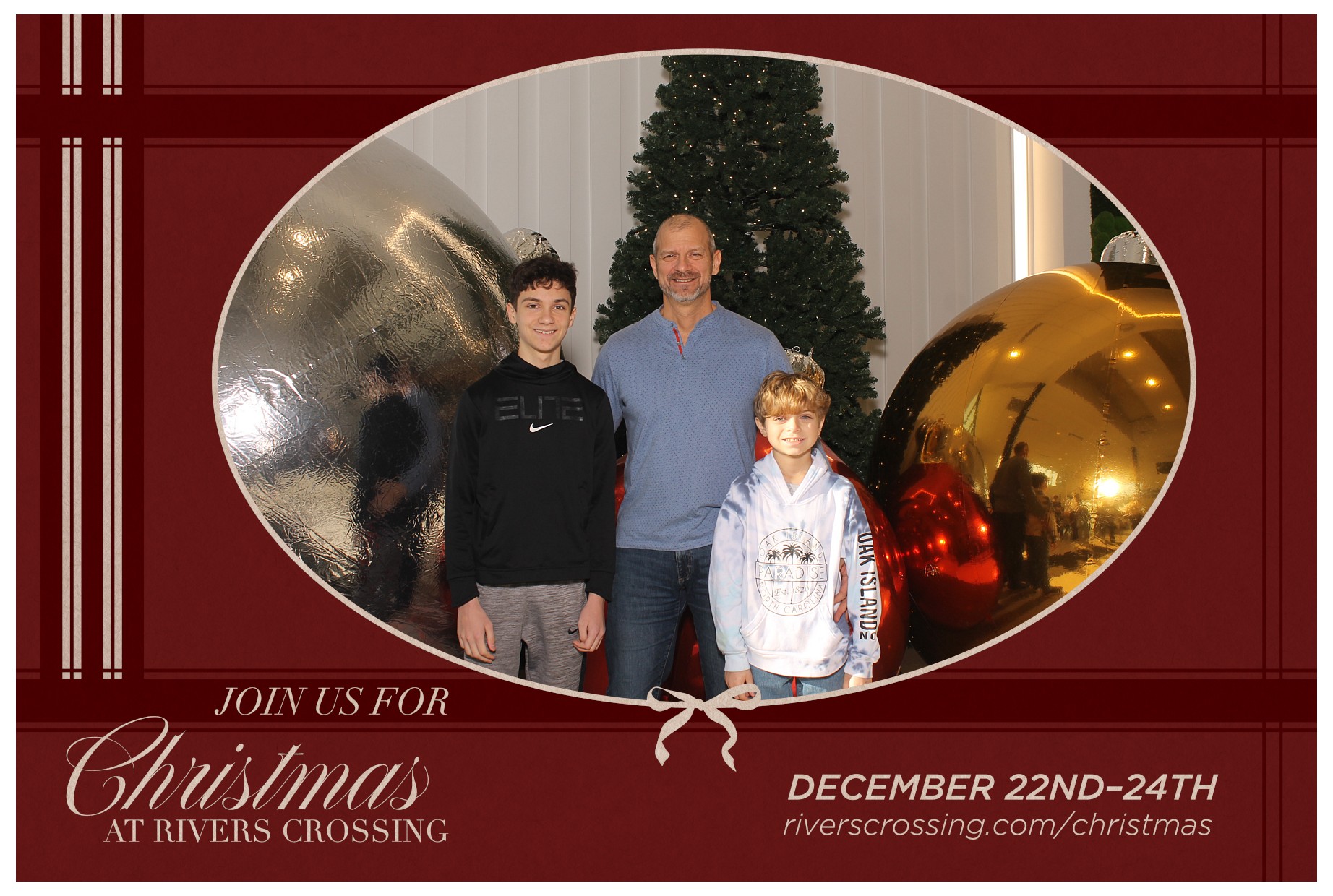 Rivers Crossing Christmas Invite | View more photos from the event at gallery.photoboothcincy.com/u/PhotoBoothCincy/Rivers-Crossing-Christmas-Invite