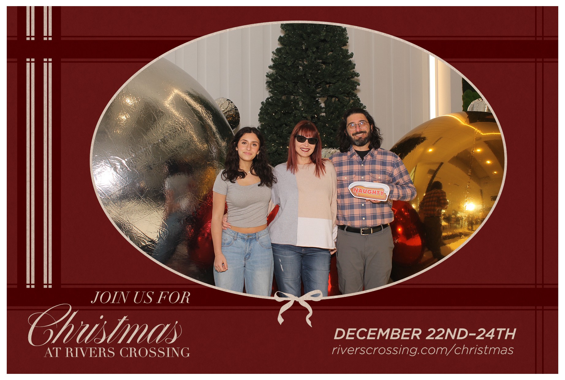 Rivers Crossing Christmas Invite | View more photos from the event at gallery.photoboothcincy.com/u/PhotoBoothCincy/Rivers-Crossing-Christmas-Invite