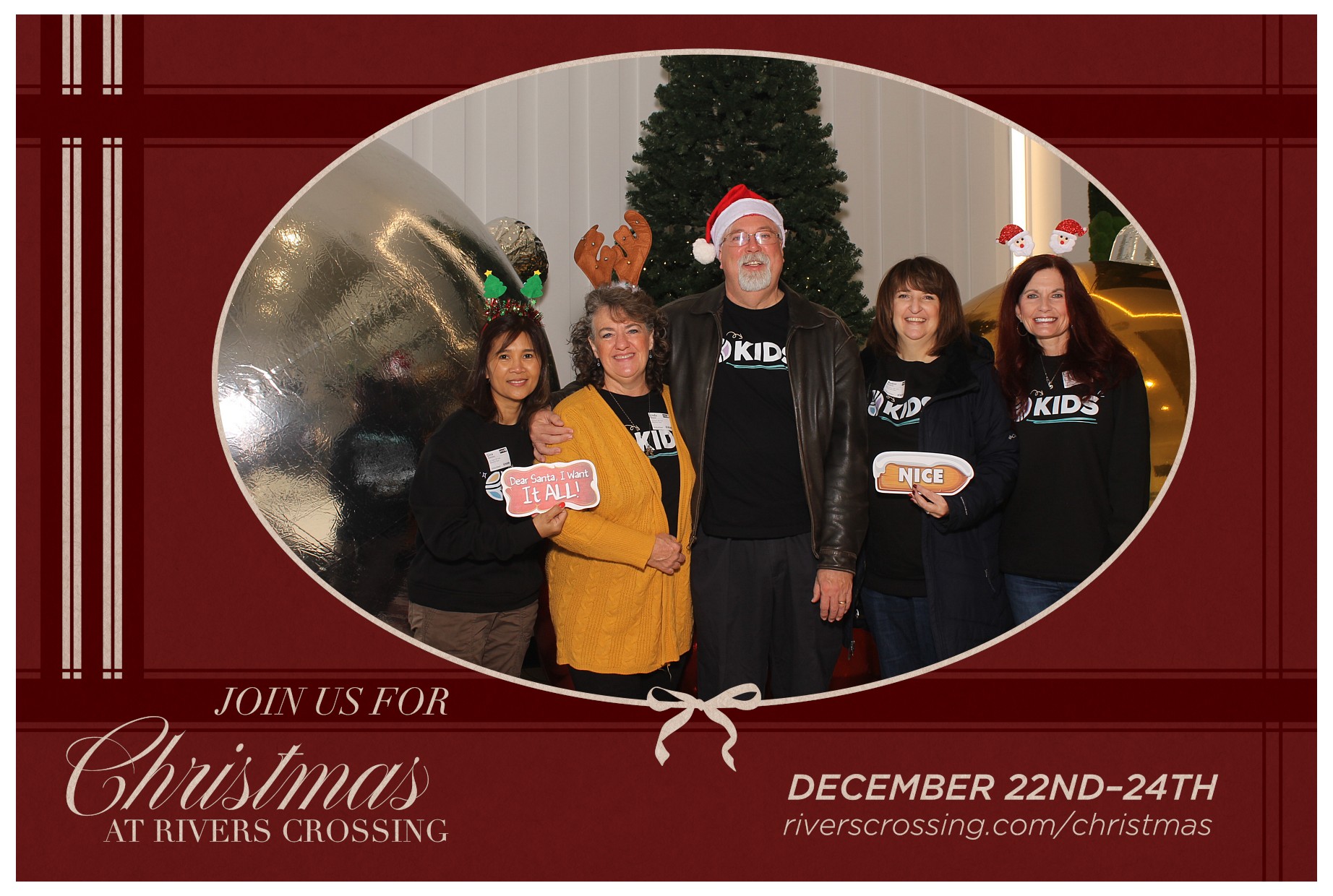 Rivers Crossing Christmas Invite | View more photos from the event at gallery.photoboothcincy.com/u/PhotoBoothCincy/Rivers-Crossing-Christmas-Invite