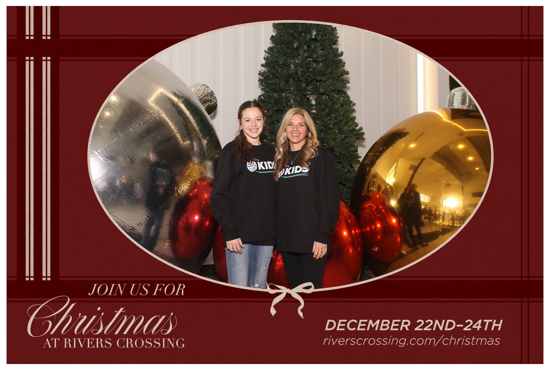 Rivers Crossing Christmas Invite | View more photos from the event at gallery.photoboothcincy.com/u/PhotoBoothCincy/Rivers-Crossing-Christmas-Invite
