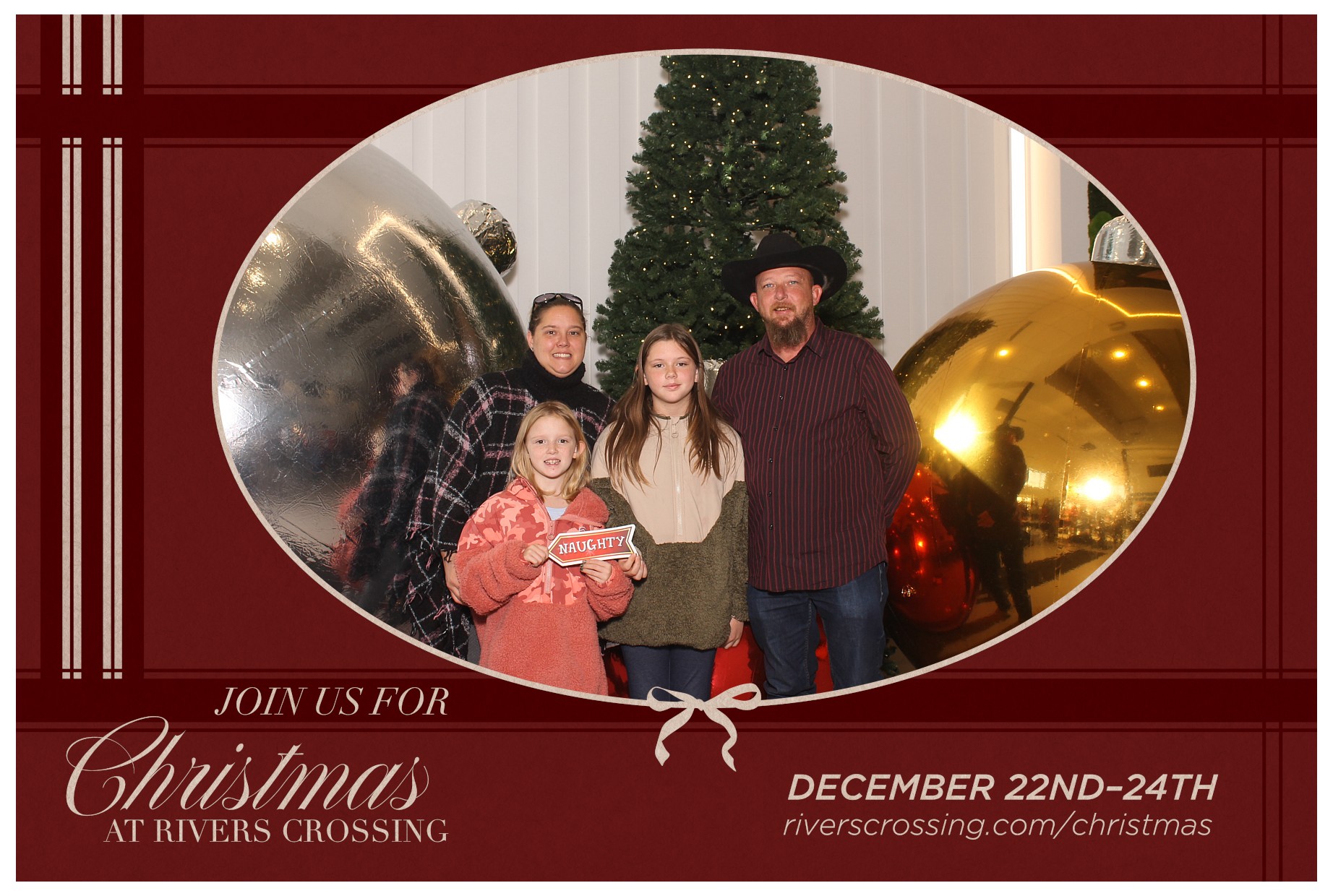 Rivers Crossing Christmas Invite | View more photos from the event at gallery.photoboothcincy.com/u/PhotoBoothCincy/Rivers-Crossing-Christmas-Invite