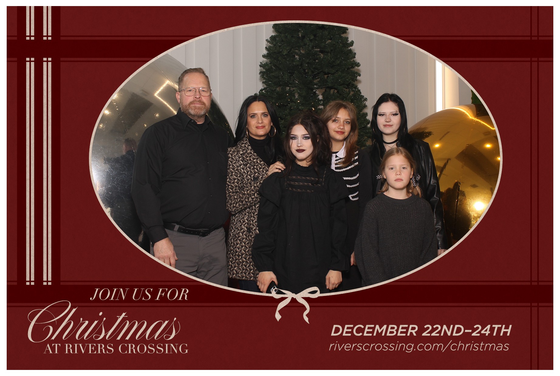 Rivers Crossing Christmas Invite | View more photos from the event at gallery.photoboothcincy.com/u/PhotoBoothCincy/Rivers-Crossing-Christmas-Invite
