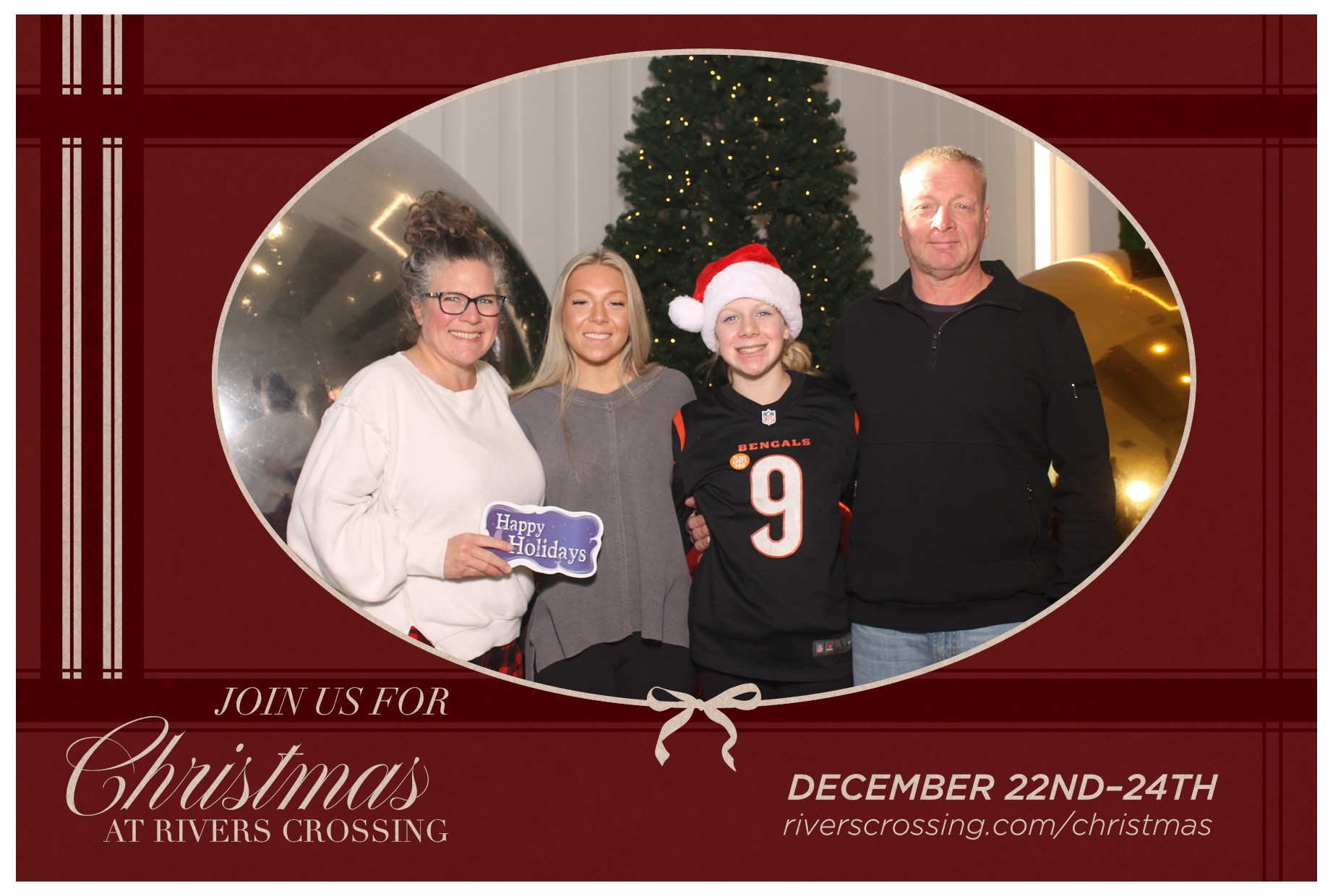 Rivers Crossing Christmas Invite | View more photos from the event at gallery.photoboothcincy.com/u/PhotoBoothCincy/Rivers-Crossing-Christmas-Invite