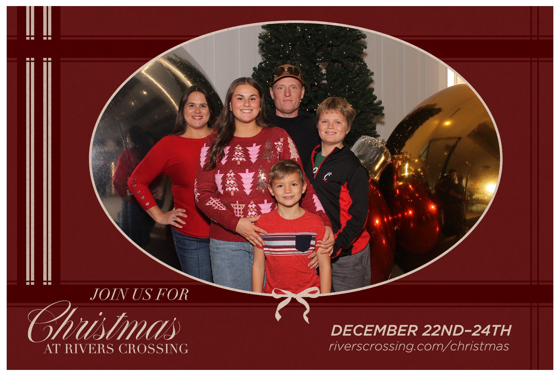 Rivers Crossing Christmas Invite | View more photos from the event at gallery.photoboothcincy.com/u/PhotoBoothCincy/Rivers-Crossing-Christmas-Invite