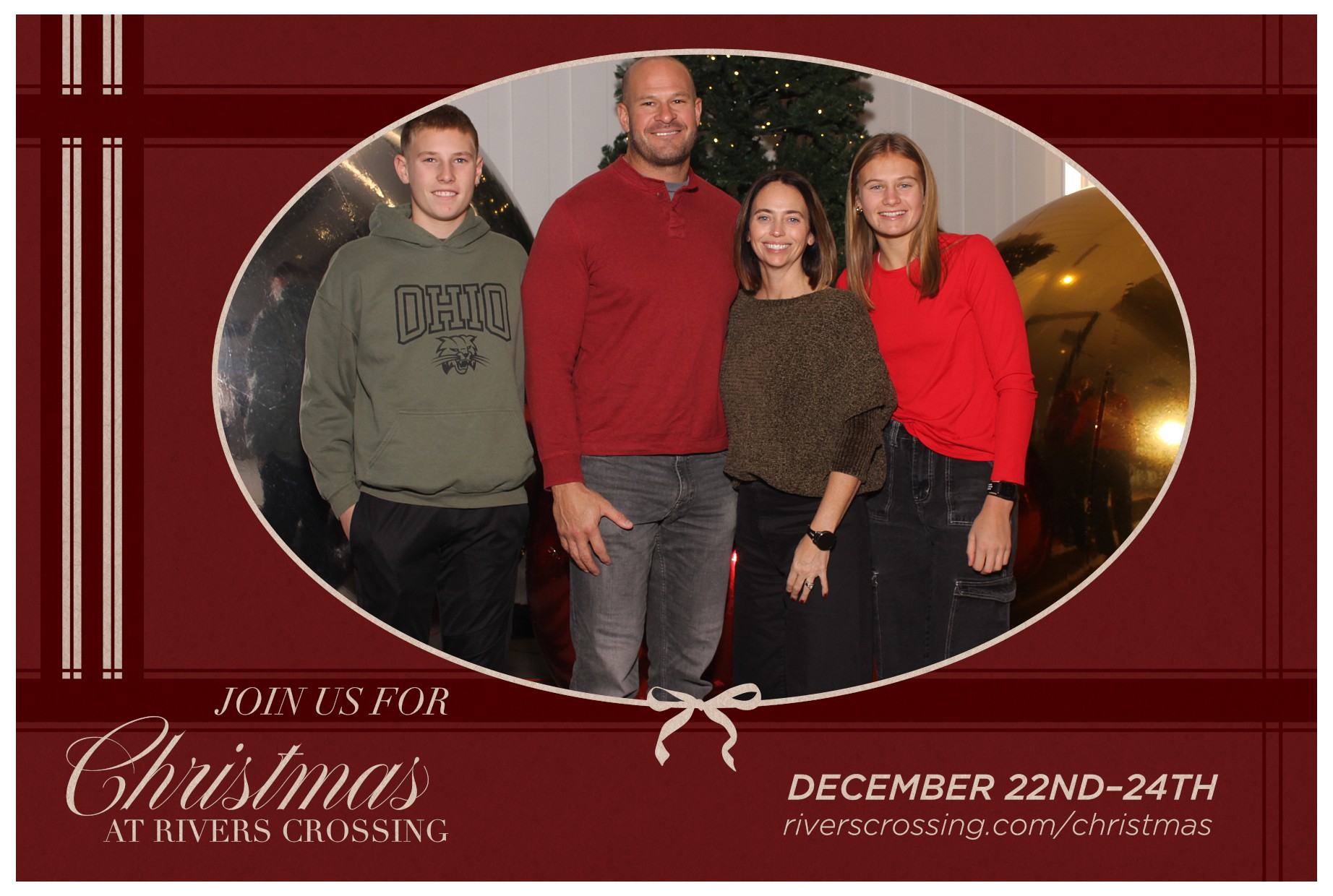 Rivers Crossing Christmas Invite | View more photos from the event at gallery.photoboothcincy.com/u/PhotoBoothCincy/Rivers-Crossing-Christmas-Invite