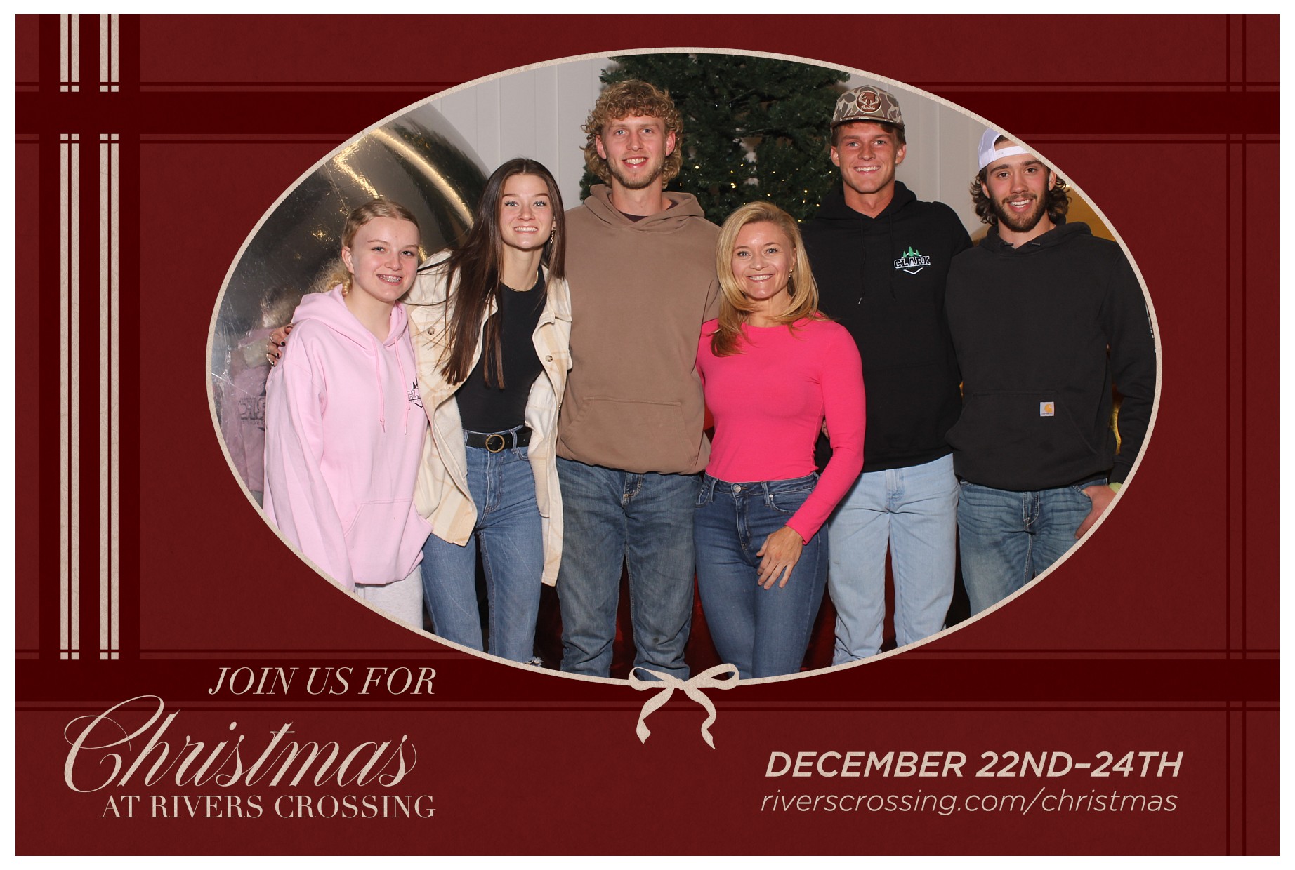 Rivers Crossing Christmas Invite | View more photos from the event at gallery.photoboothcincy.com/u/PhotoBoothCincy/Rivers-Crossing-Christmas-Invite