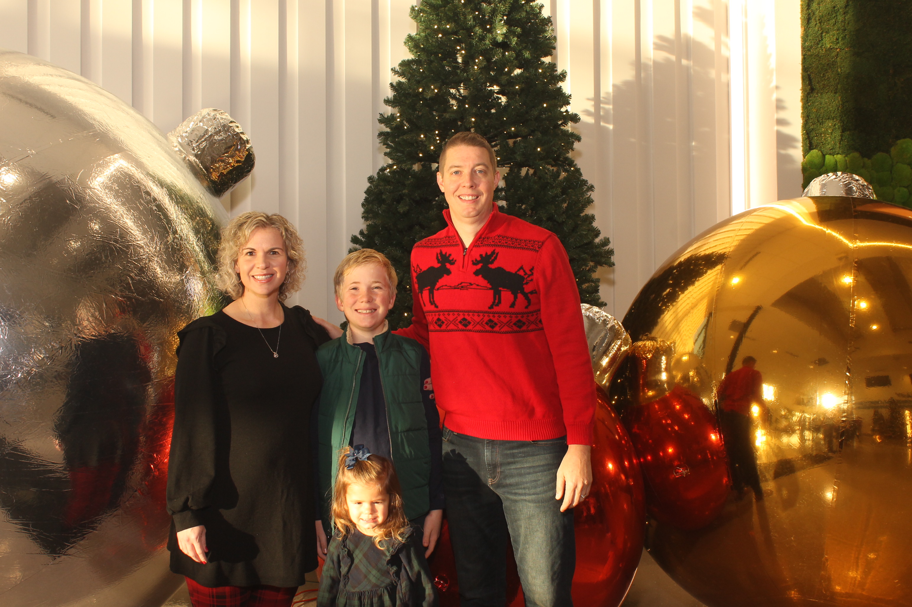 Rivers Crossing Christmas Invite | View more photos from the event at gallery.photoboothcincy.com/u/PhotoBoothCincy/Rivers-Crossing-Christmas-Invite