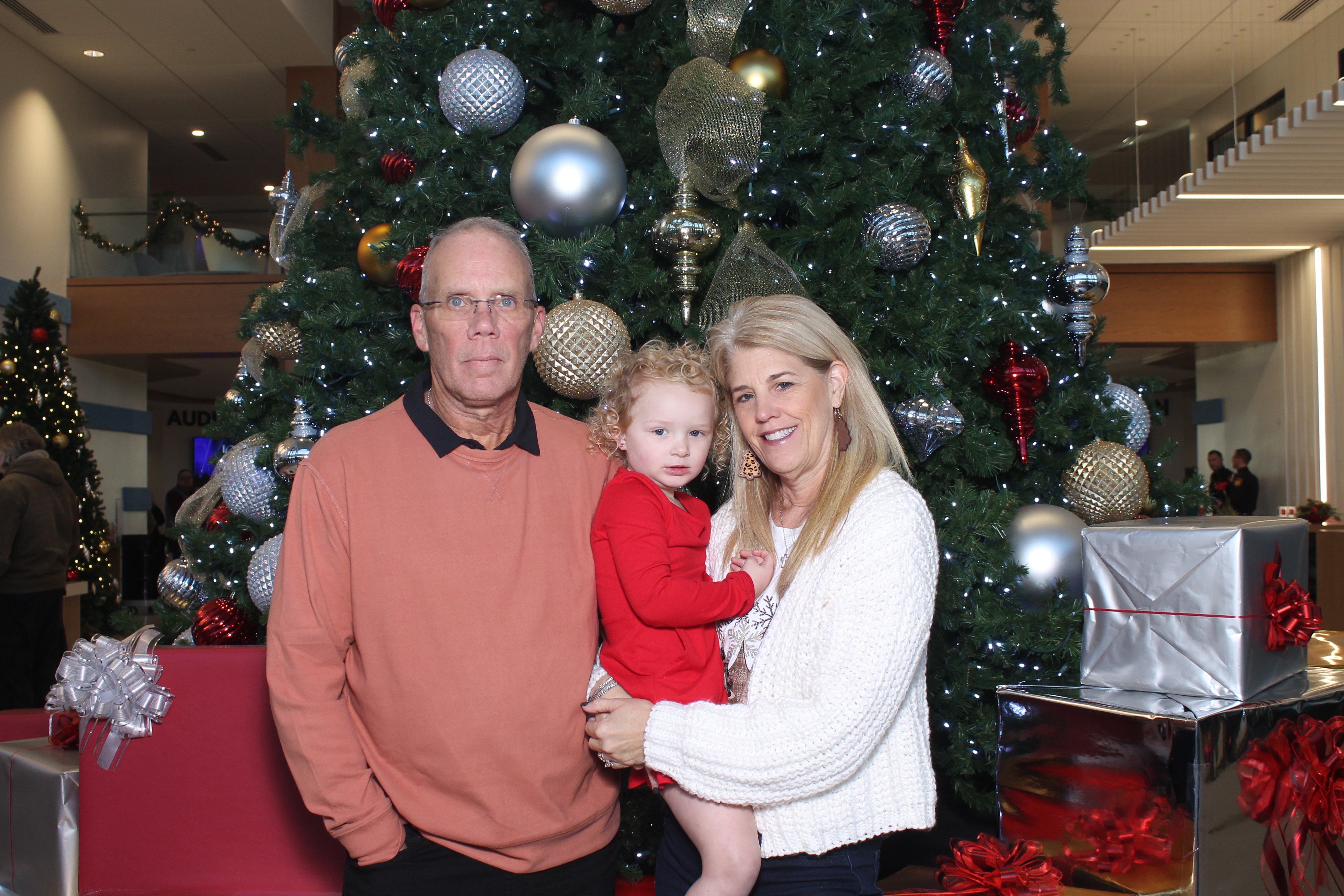 Rivers Crossing Christmas Invite | View more photos from the event at gallery.photoboothcincy.com/u/PhotoBoothCincy/Rivers-Crossing-Christmas-Invite