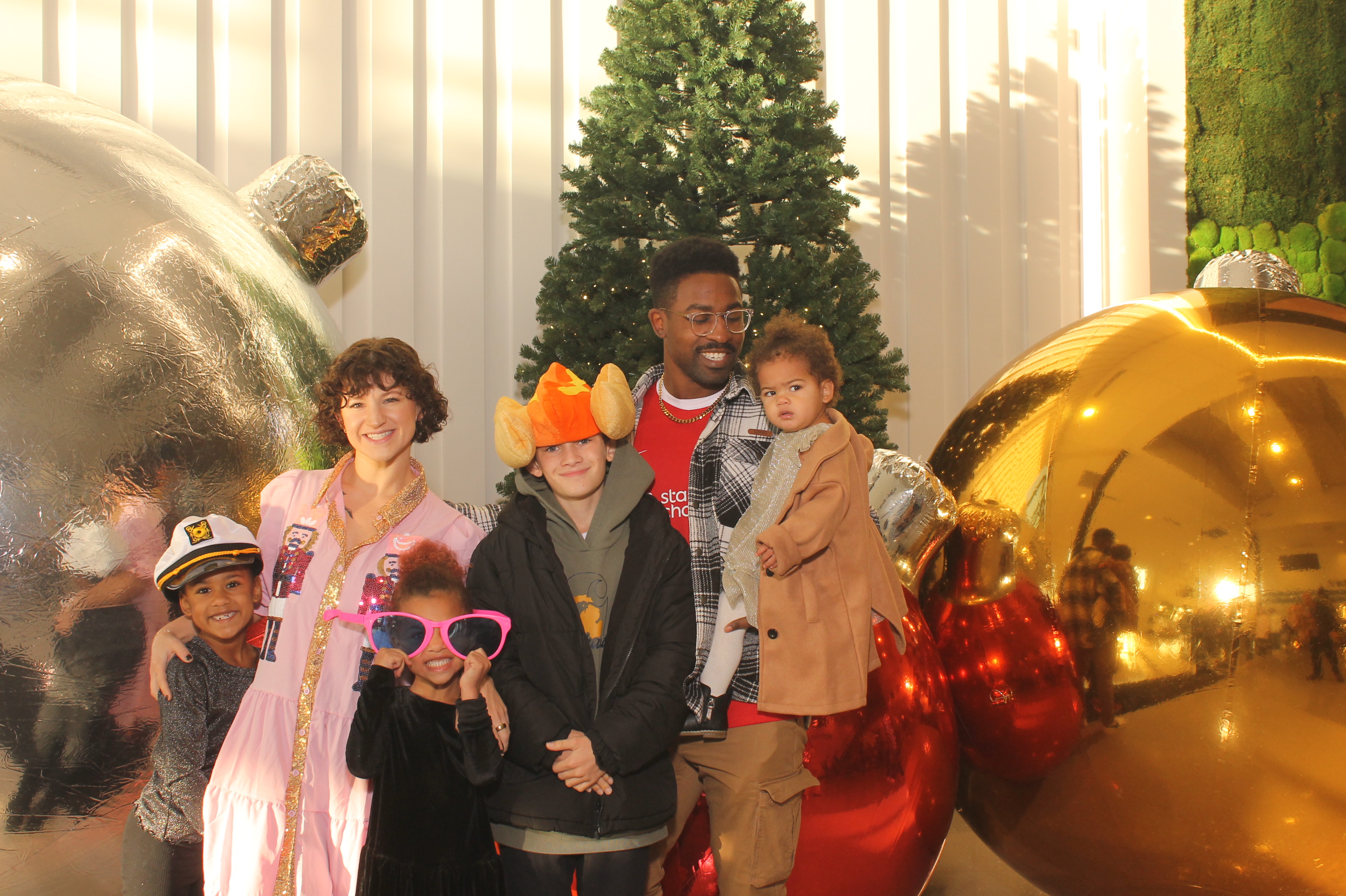 Rivers Crossing Christmas Invite | View more photos from the event at gallery.photoboothcincy.com/u/PhotoBoothCincy/Rivers-Crossing-Christmas-Invite