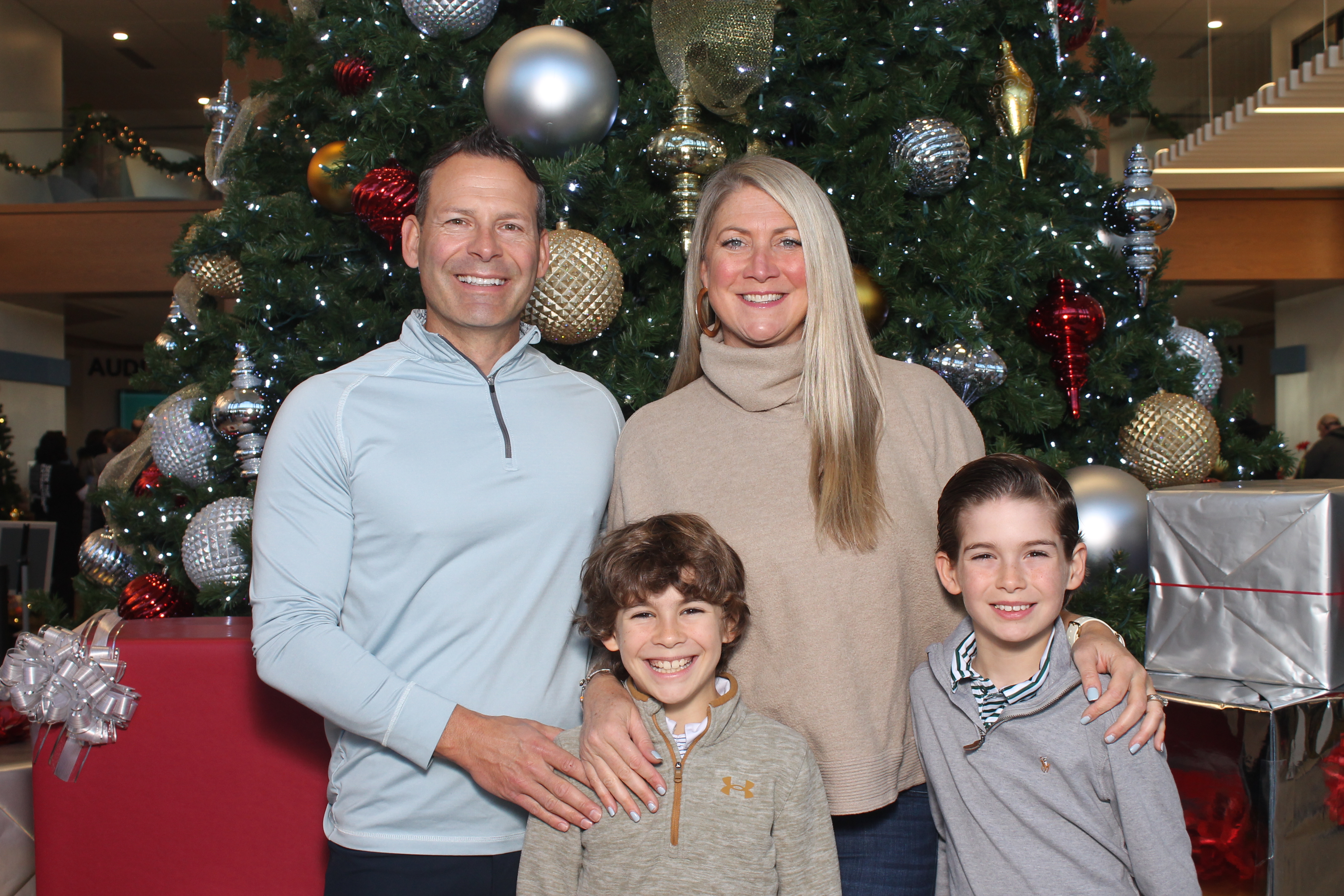 Rivers Crossing Christmas Invite | View more photos from the event at gallery.photoboothcincy.com/u/PhotoBoothCincy/Rivers-Crossing-Christmas-Invite