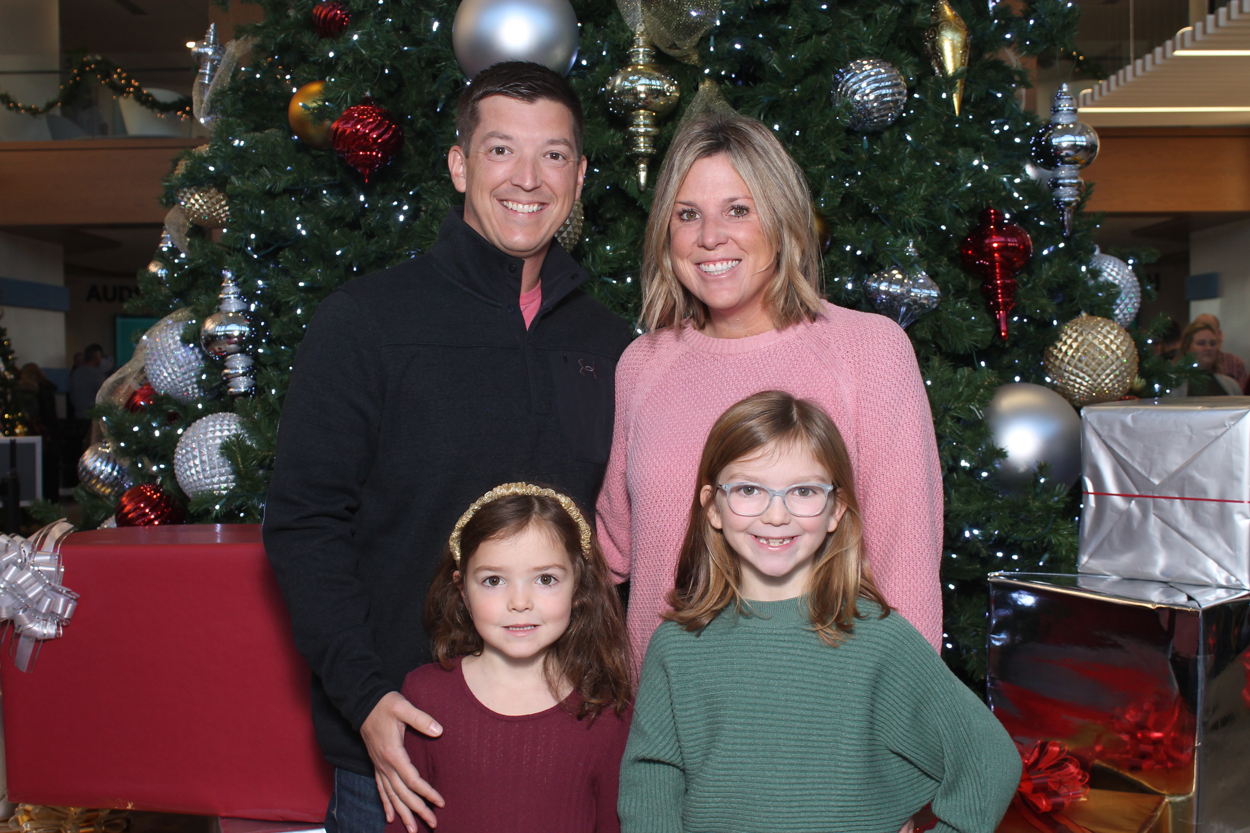 Rivers Crossing Christmas Invite | View more photos from the event at gallery.photoboothcincy.com/u/PhotoBoothCincy/Rivers-Crossing-Christmas-Invite