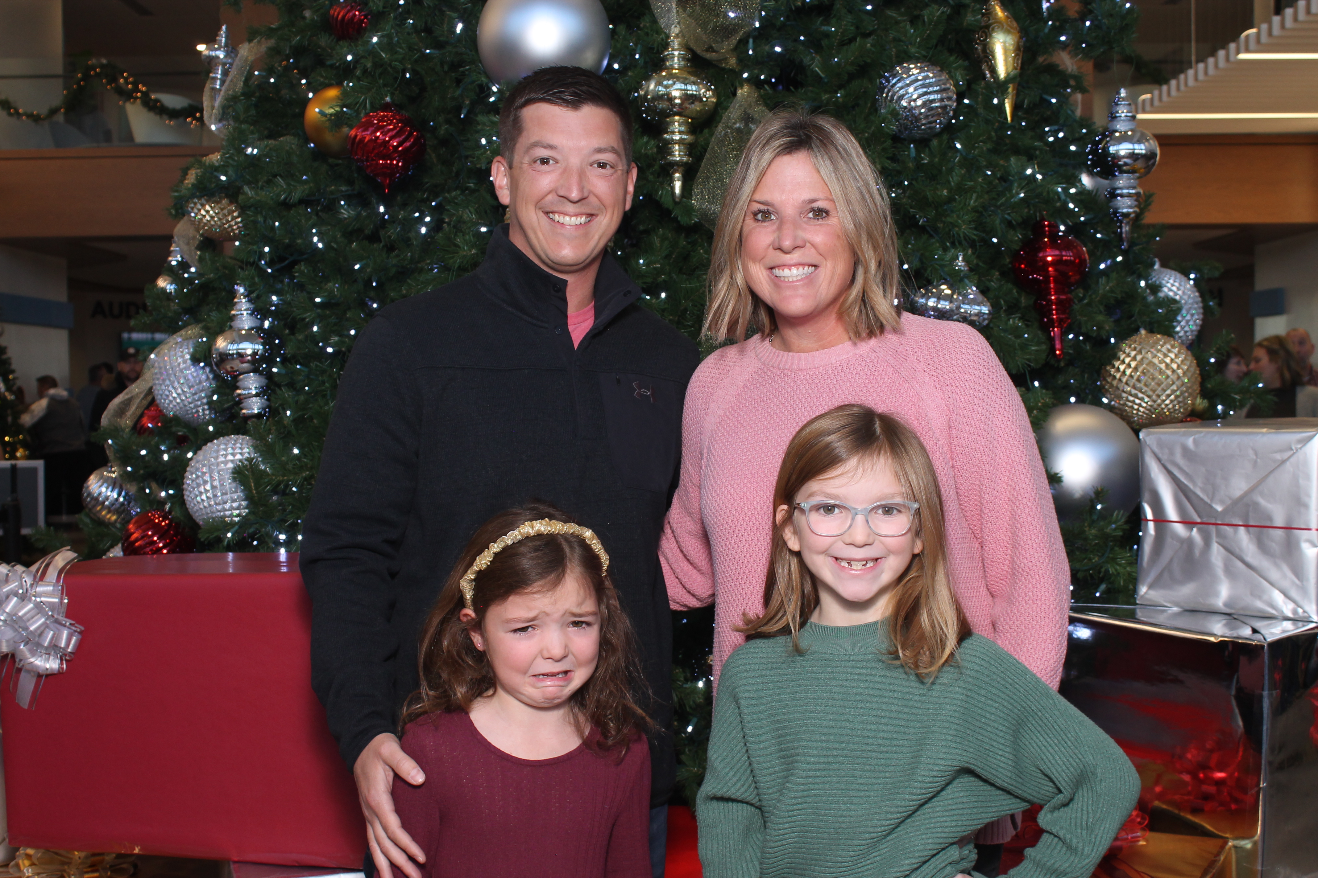 Rivers Crossing Christmas Invite | View more photos from the event at gallery.photoboothcincy.com/u/PhotoBoothCincy/Rivers-Crossing-Christmas-Invite