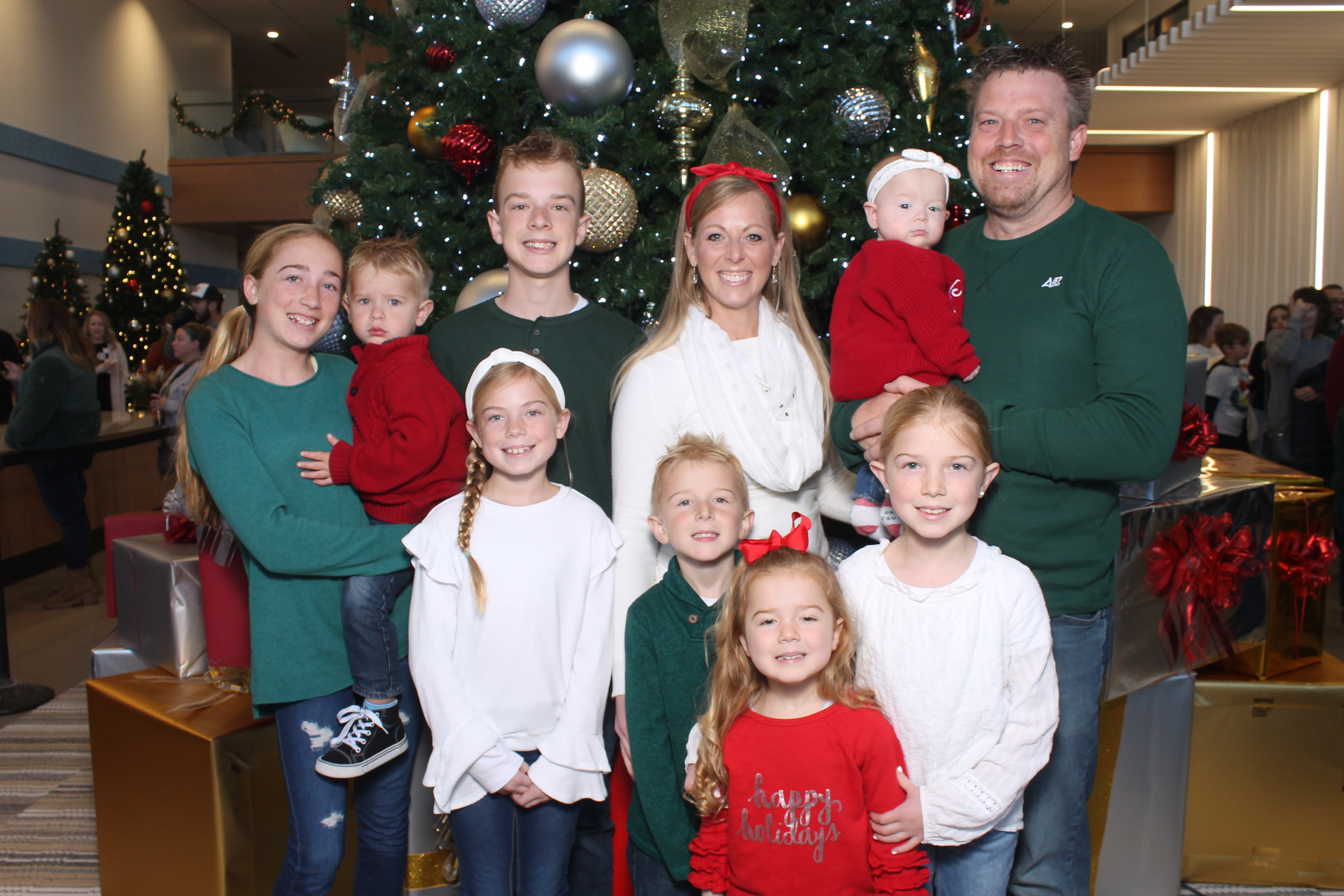 Rivers Crossing Christmas Invite | View more photos from the event at gallery.photoboothcincy.com/u/PhotoBoothCincy/Rivers-Crossing-Christmas-Invite