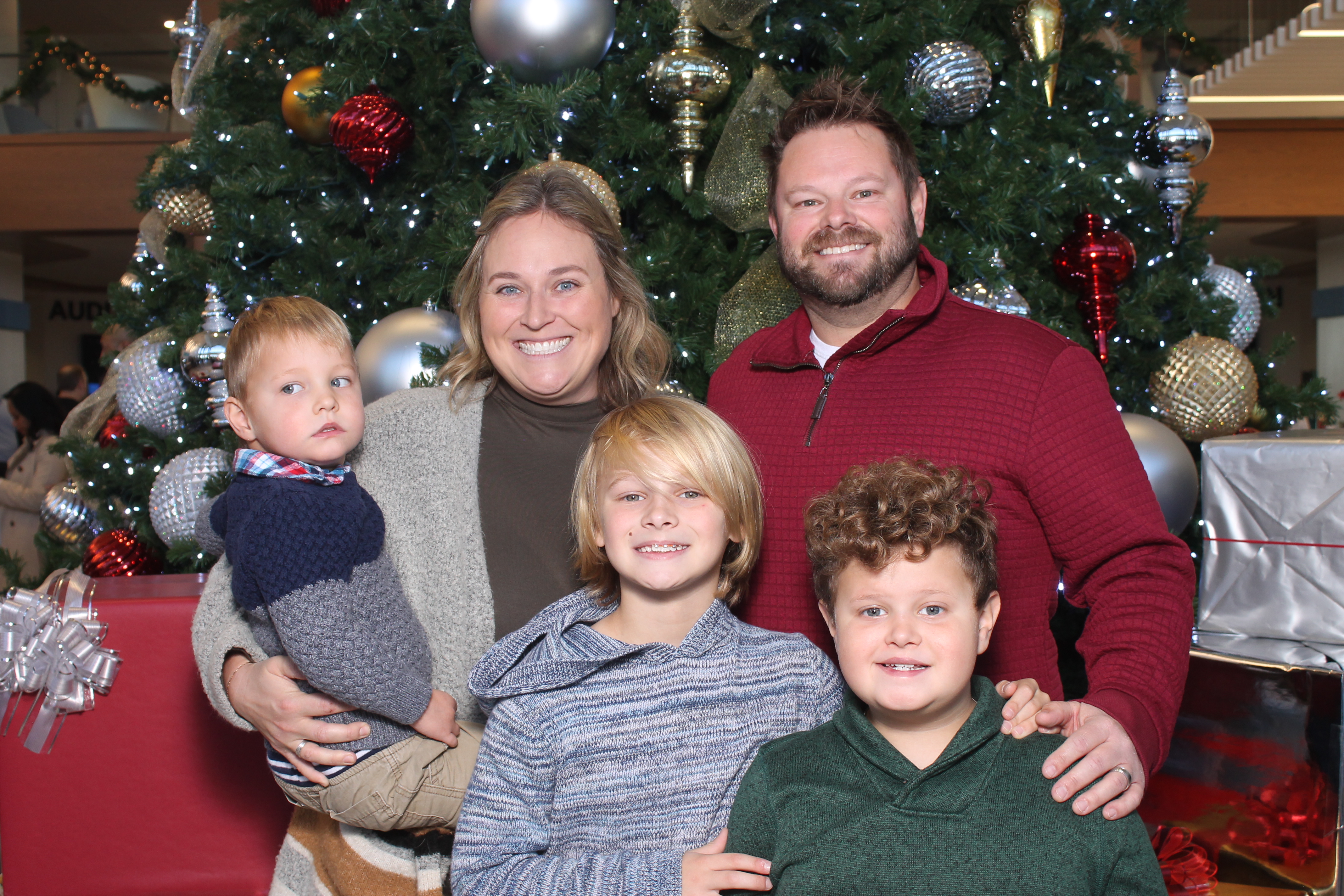 Rivers Crossing Christmas Invite | View more photos from the event at gallery.photoboothcincy.com/u/PhotoBoothCincy/Rivers-Crossing-Christmas-Invite