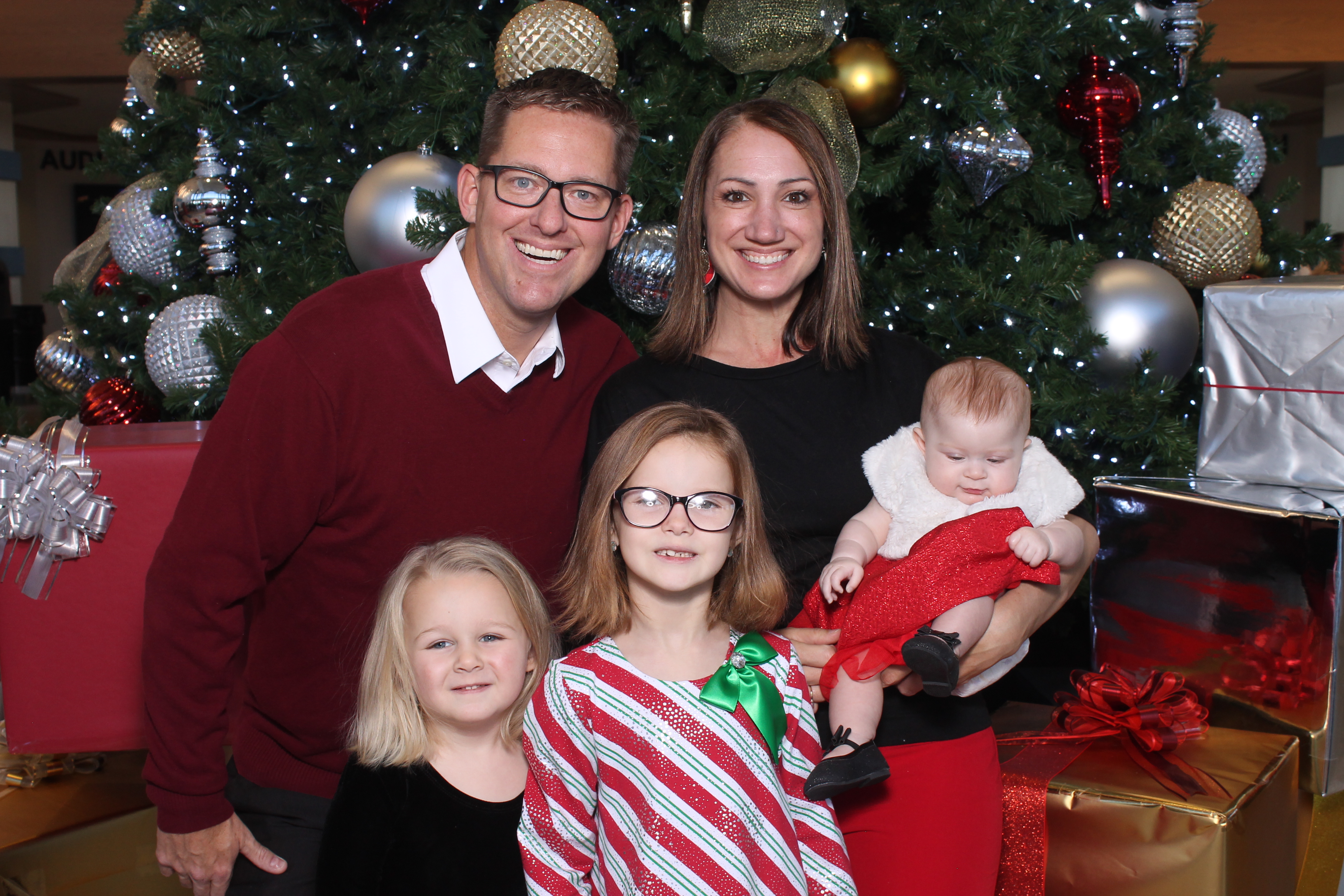 Rivers Crossing Christmas Invite | View more photos from the event at gallery.photoboothcincy.com/u/PhotoBoothCincy/Rivers-Crossing-Christmas-Invite