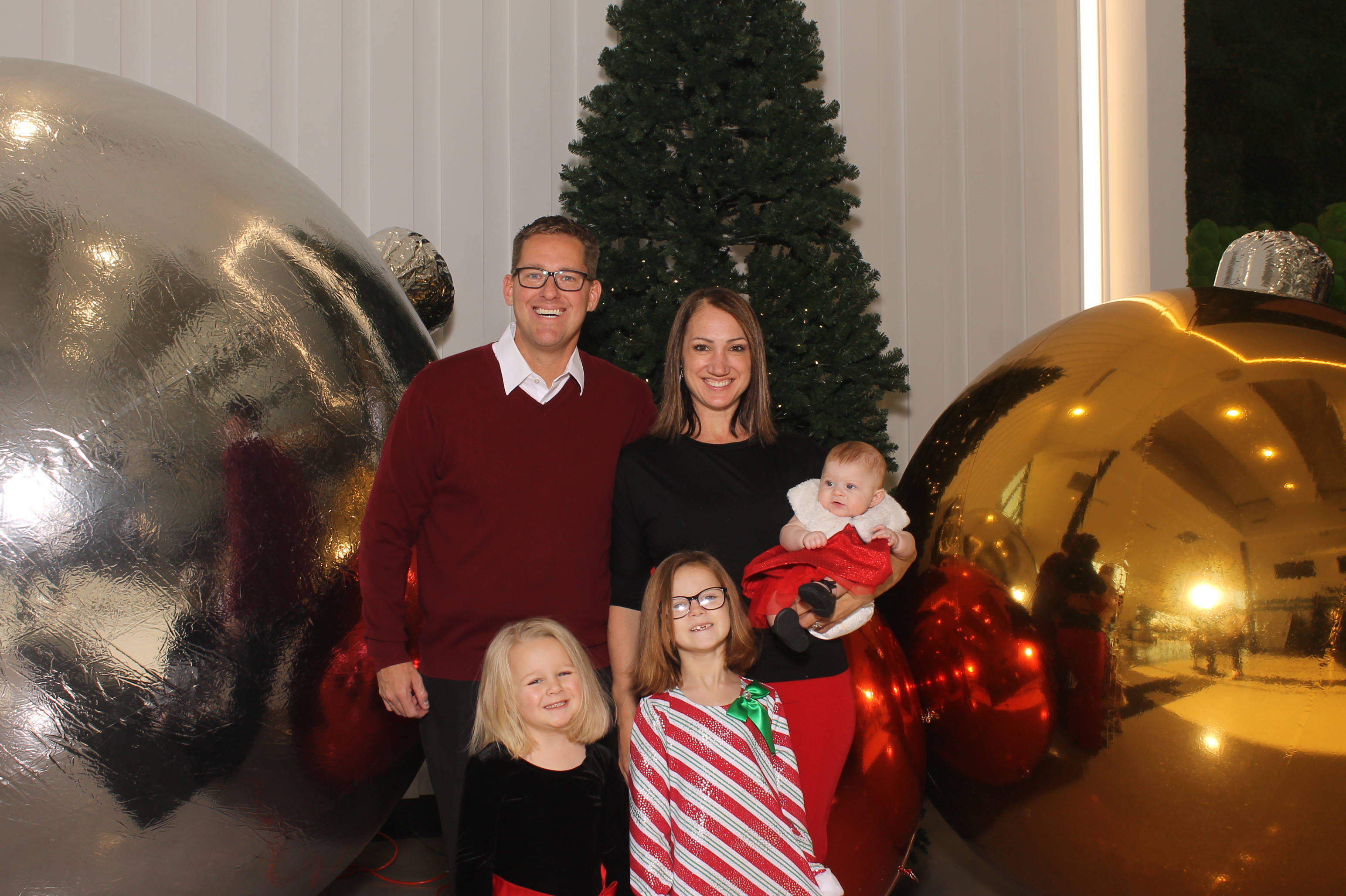 Rivers Crossing Christmas Invite | View more photos from the event at gallery.photoboothcincy.com/u/PhotoBoothCincy/Rivers-Crossing-Christmas-Invite