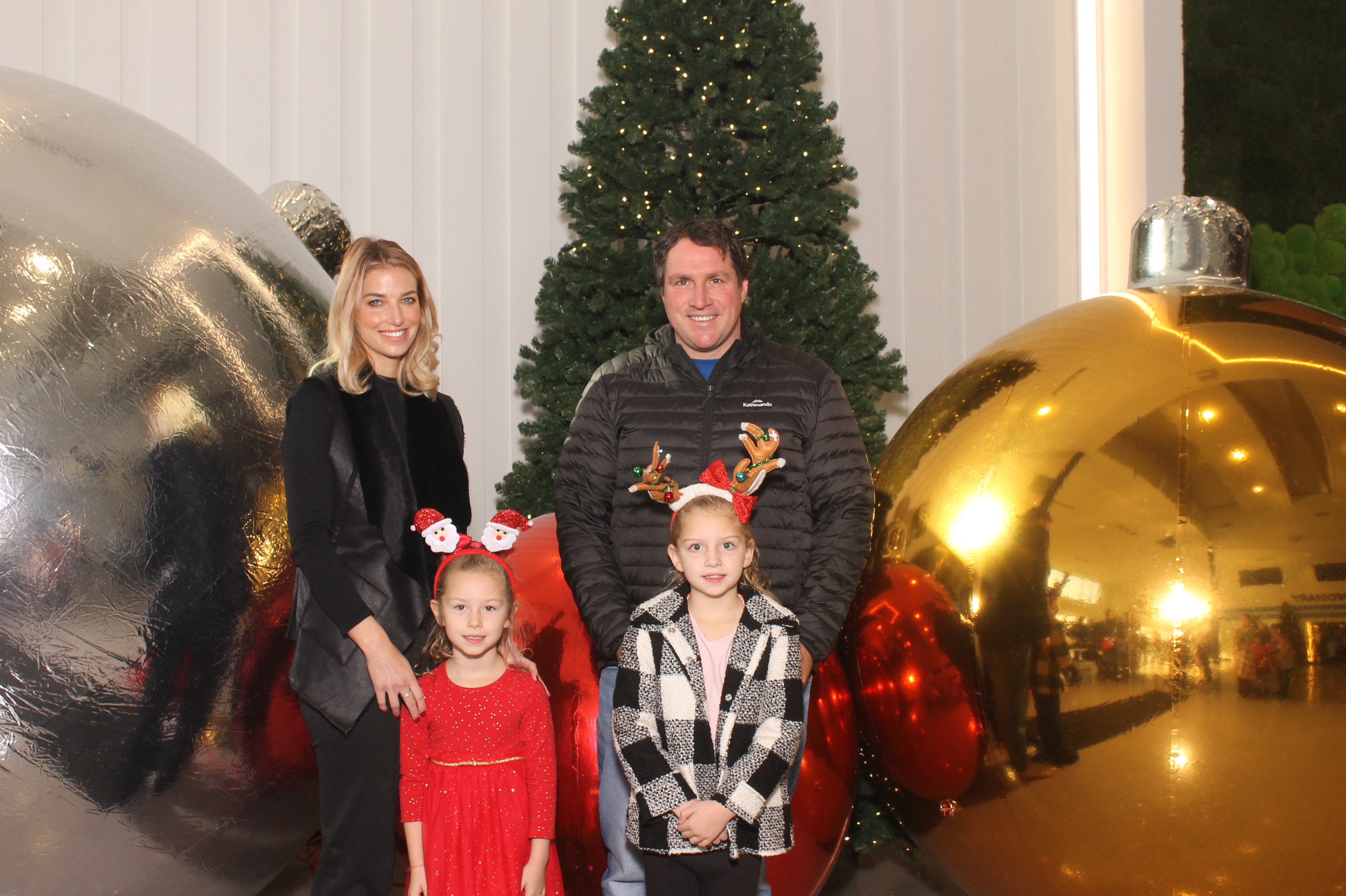 Rivers Crossing Christmas Invite | View more photos from the event at gallery.photoboothcincy.com/u/PhotoBoothCincy/Rivers-Crossing-Christmas-Invite