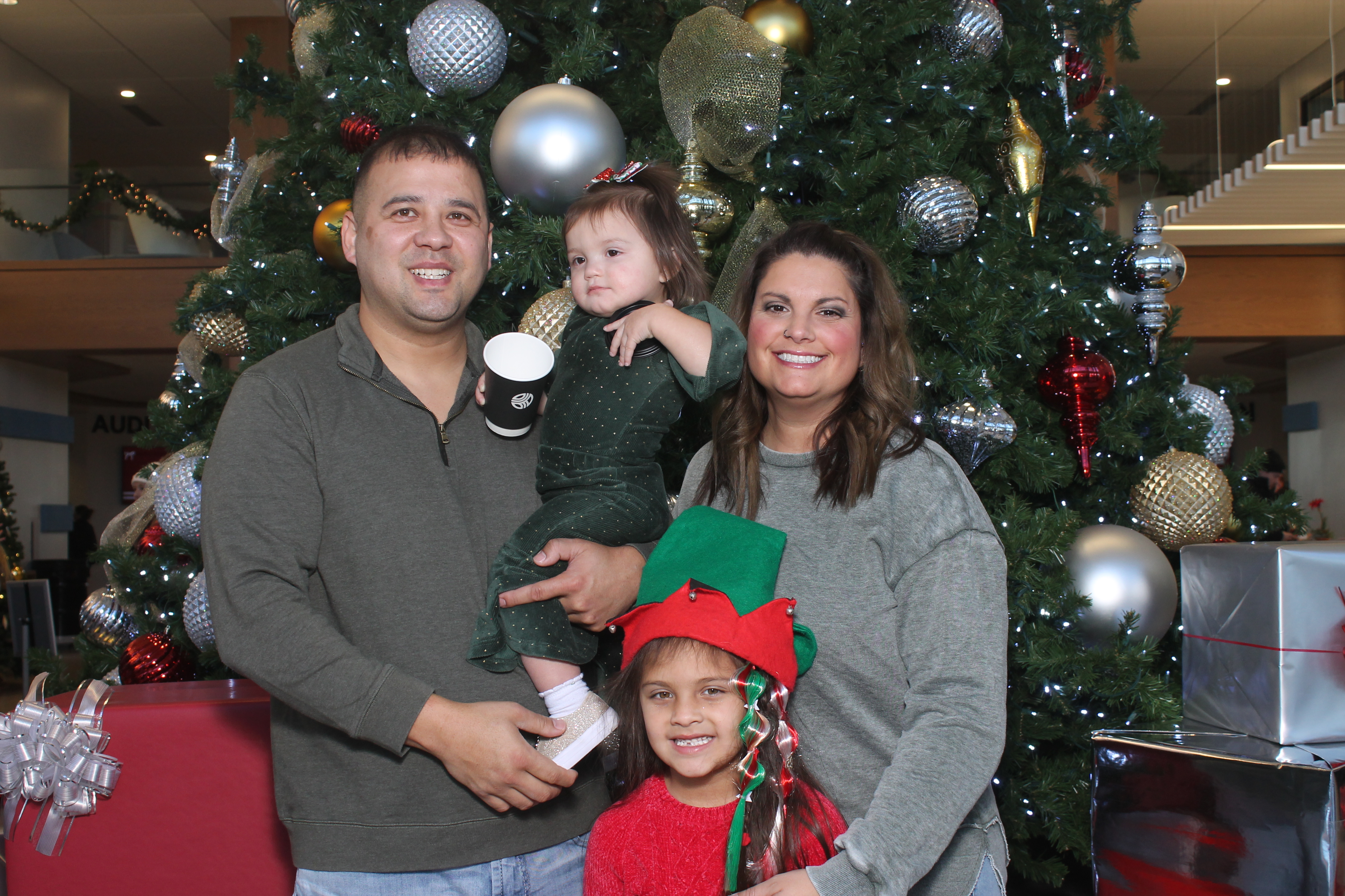 Rivers Crossing Christmas Invite | View more photos from the event at gallery.photoboothcincy.com/u/PhotoBoothCincy/Rivers-Crossing-Christmas-Invite