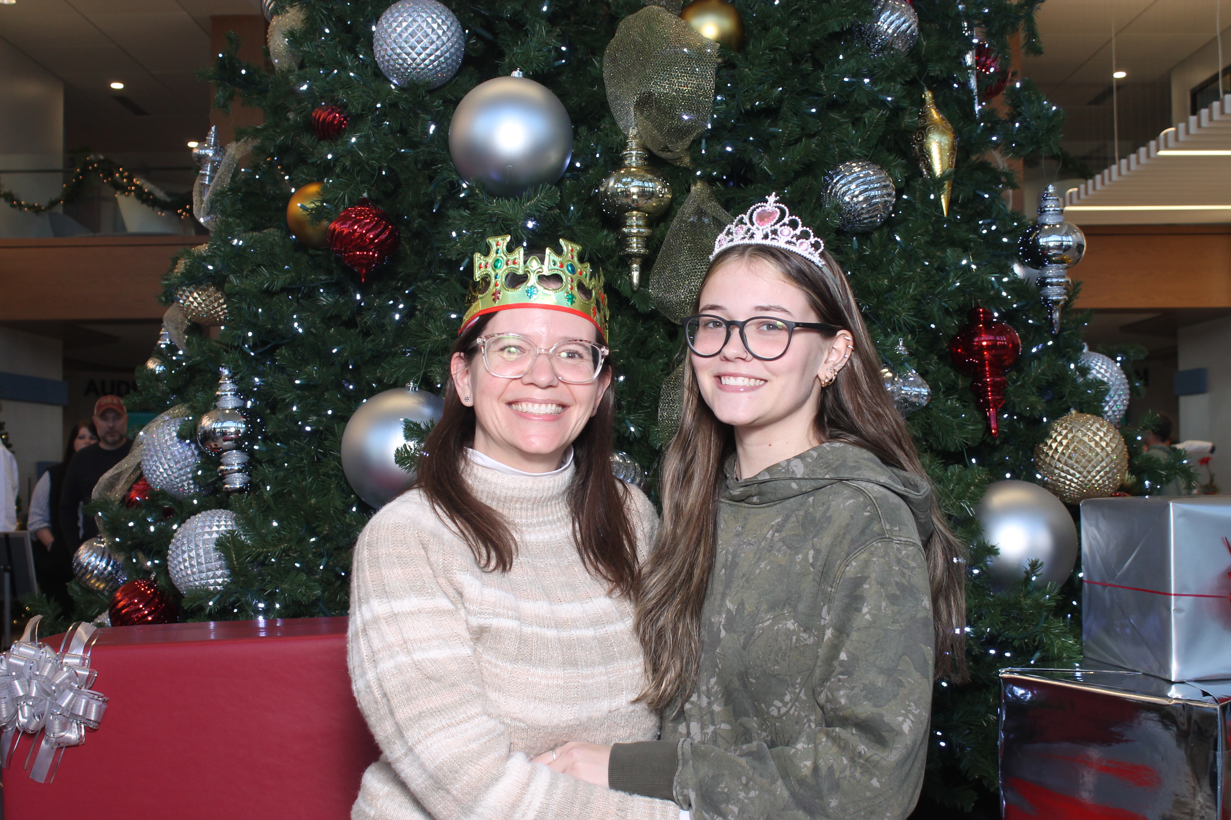 Rivers Crossing Christmas Invite | View more photos from the event at gallery.photoboothcincy.com/u/PhotoBoothCincy/Rivers-Crossing-Christmas-Invite