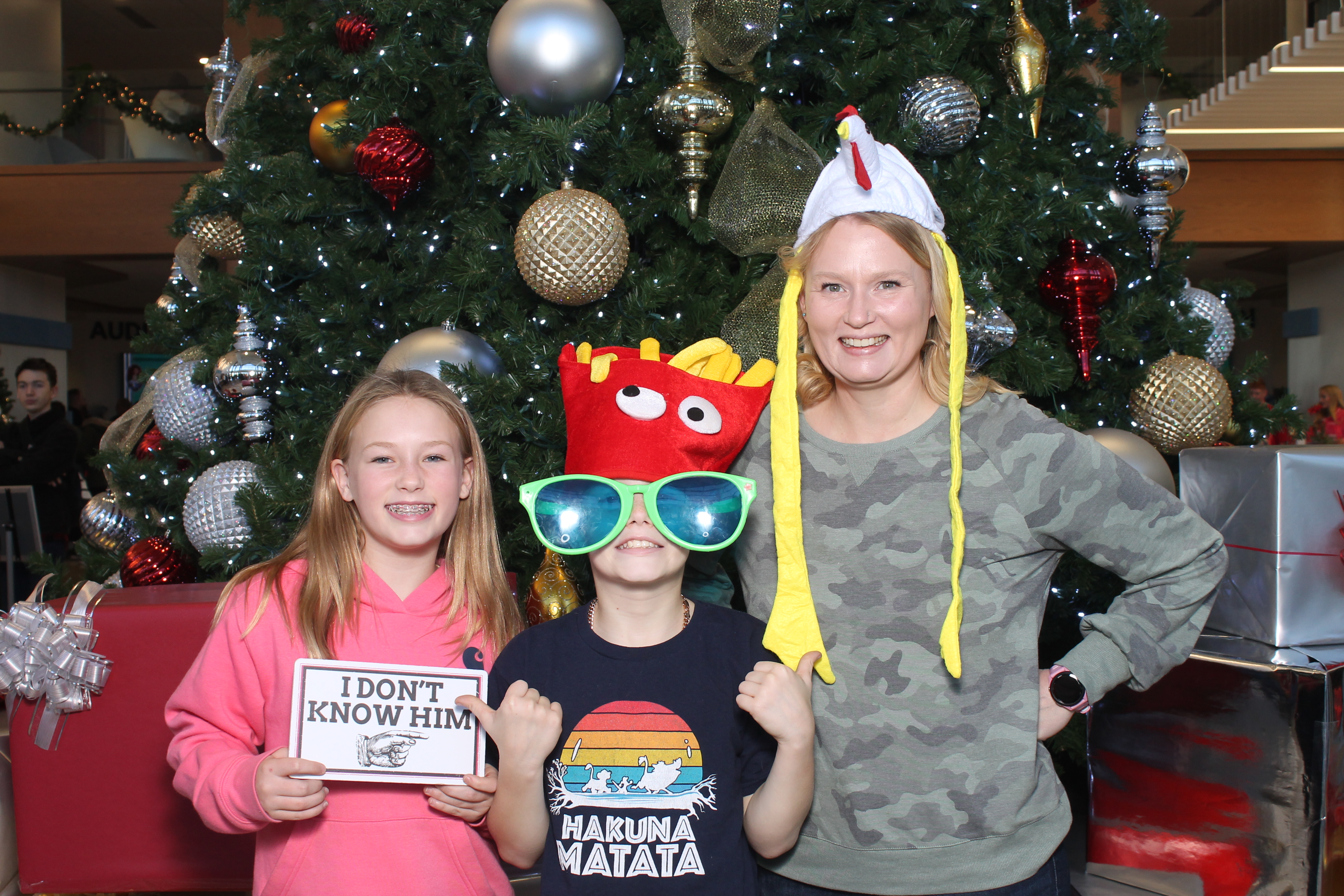 Rivers Crossing Christmas Invite | View more photos from the event at gallery.photoboothcincy.com/u/PhotoBoothCincy/Rivers-Crossing-Christmas-Invite