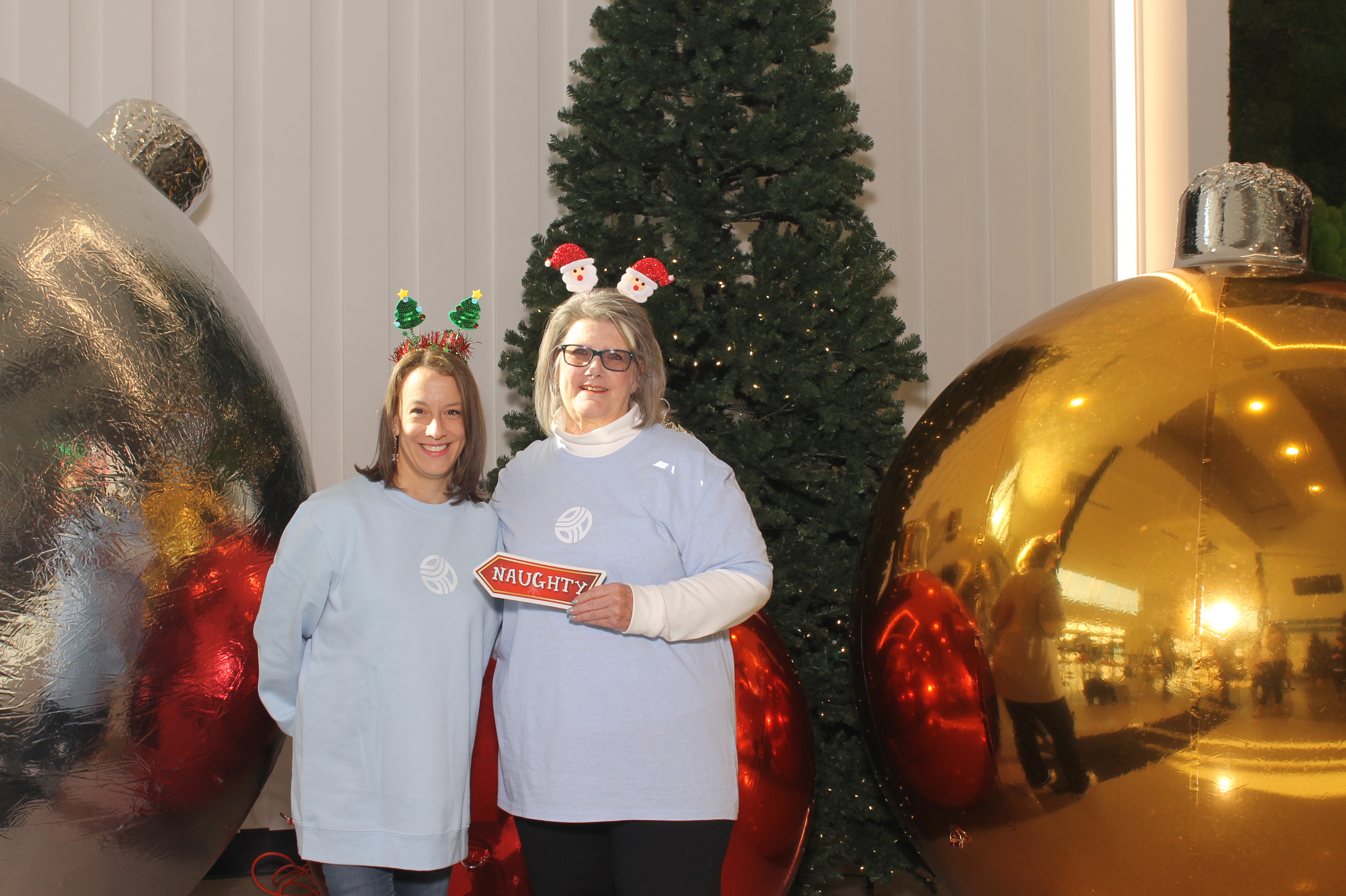 Rivers Crossing Christmas Invite | View more photos from the event at gallery.photoboothcincy.com/u/PhotoBoothCincy/Rivers-Crossing-Christmas-Invite