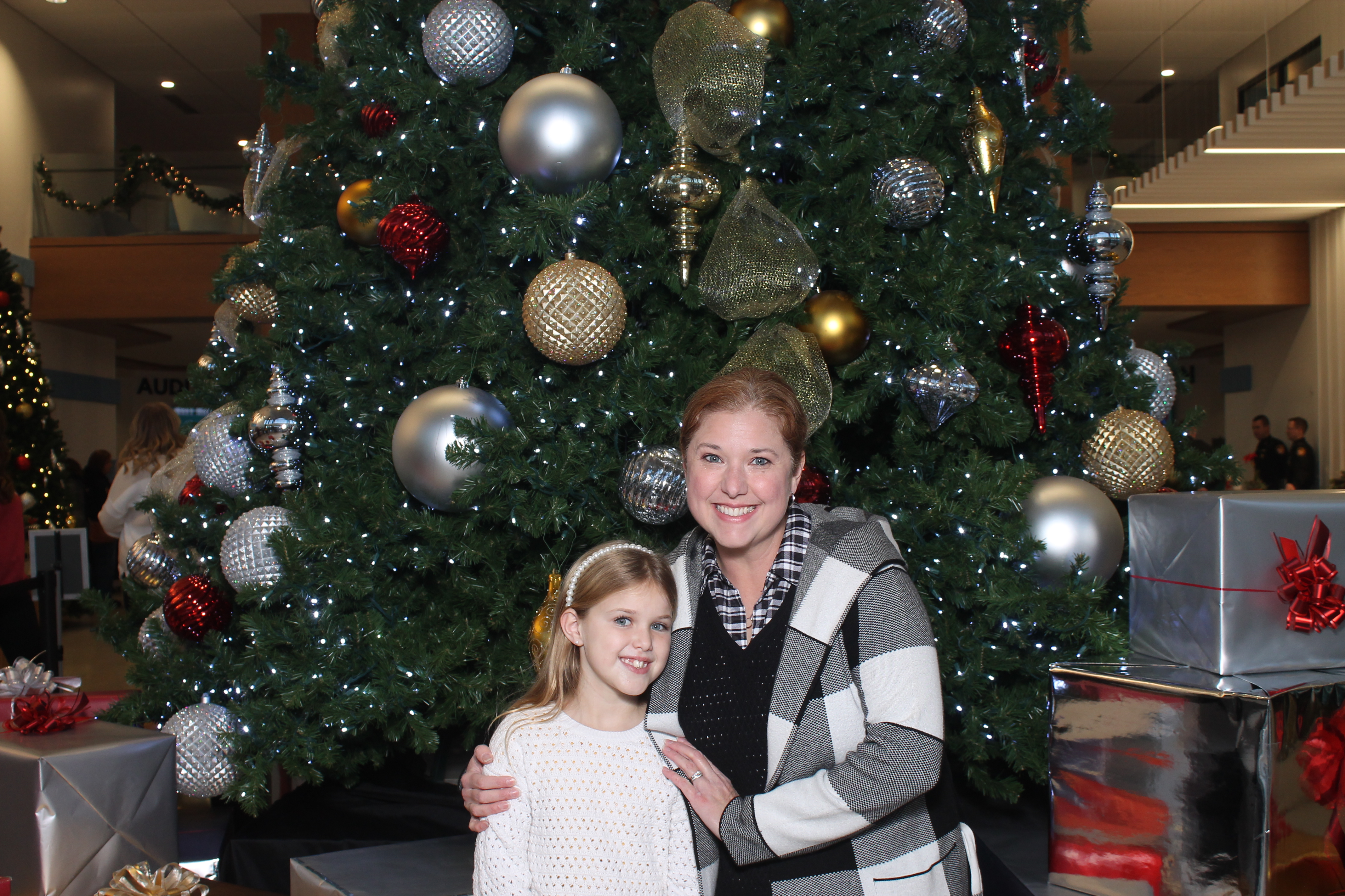 Rivers Crossing Christmas Invite | View more photos from the event at gallery.photoboothcincy.com/u/PhotoBoothCincy/Rivers-Crossing-Christmas-Invite