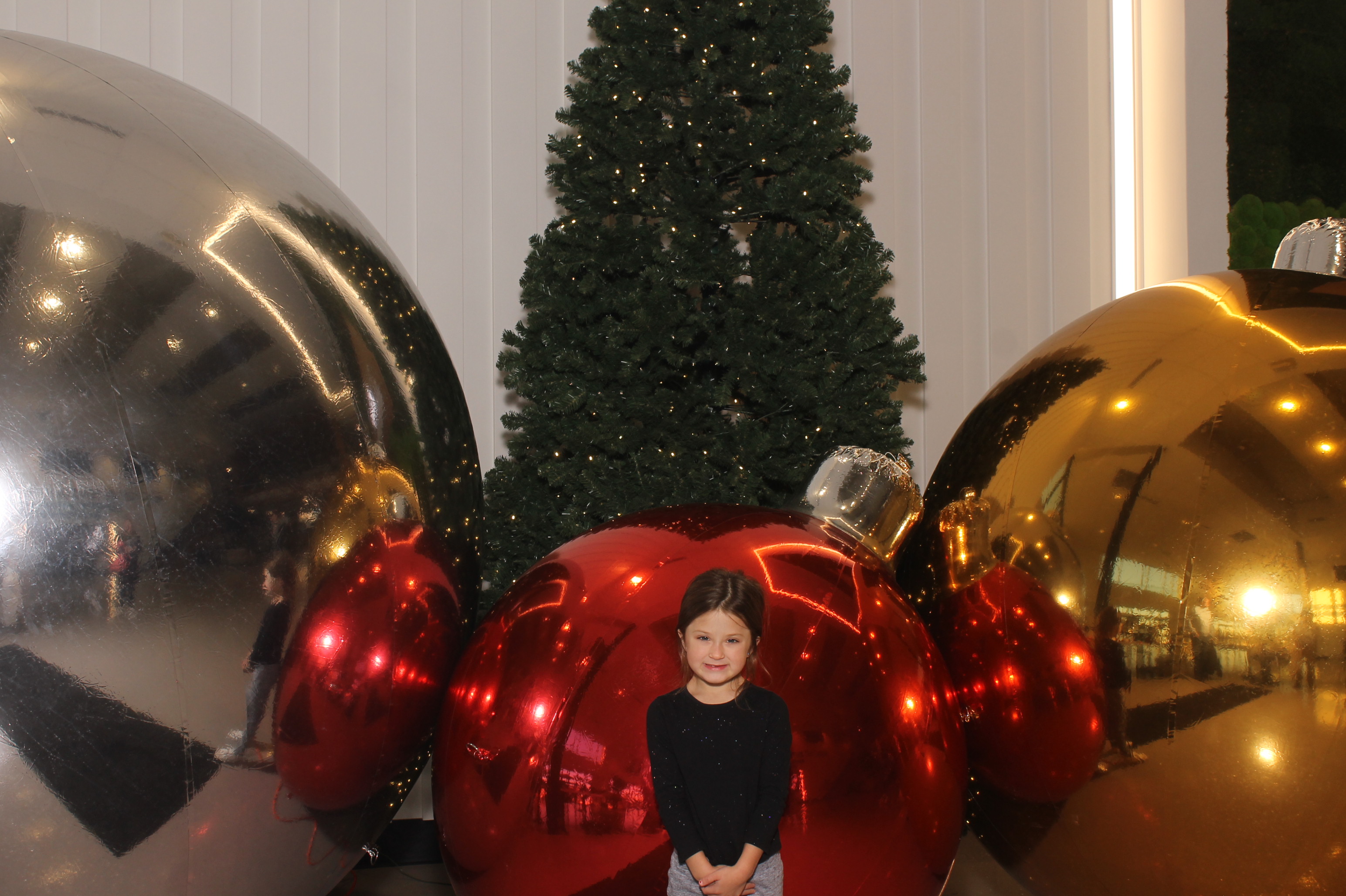 Rivers Crossing Christmas Invite | View more photos from the event at gallery.photoboothcincy.com/u/PhotoBoothCincy/Rivers-Crossing-Christmas-Invite