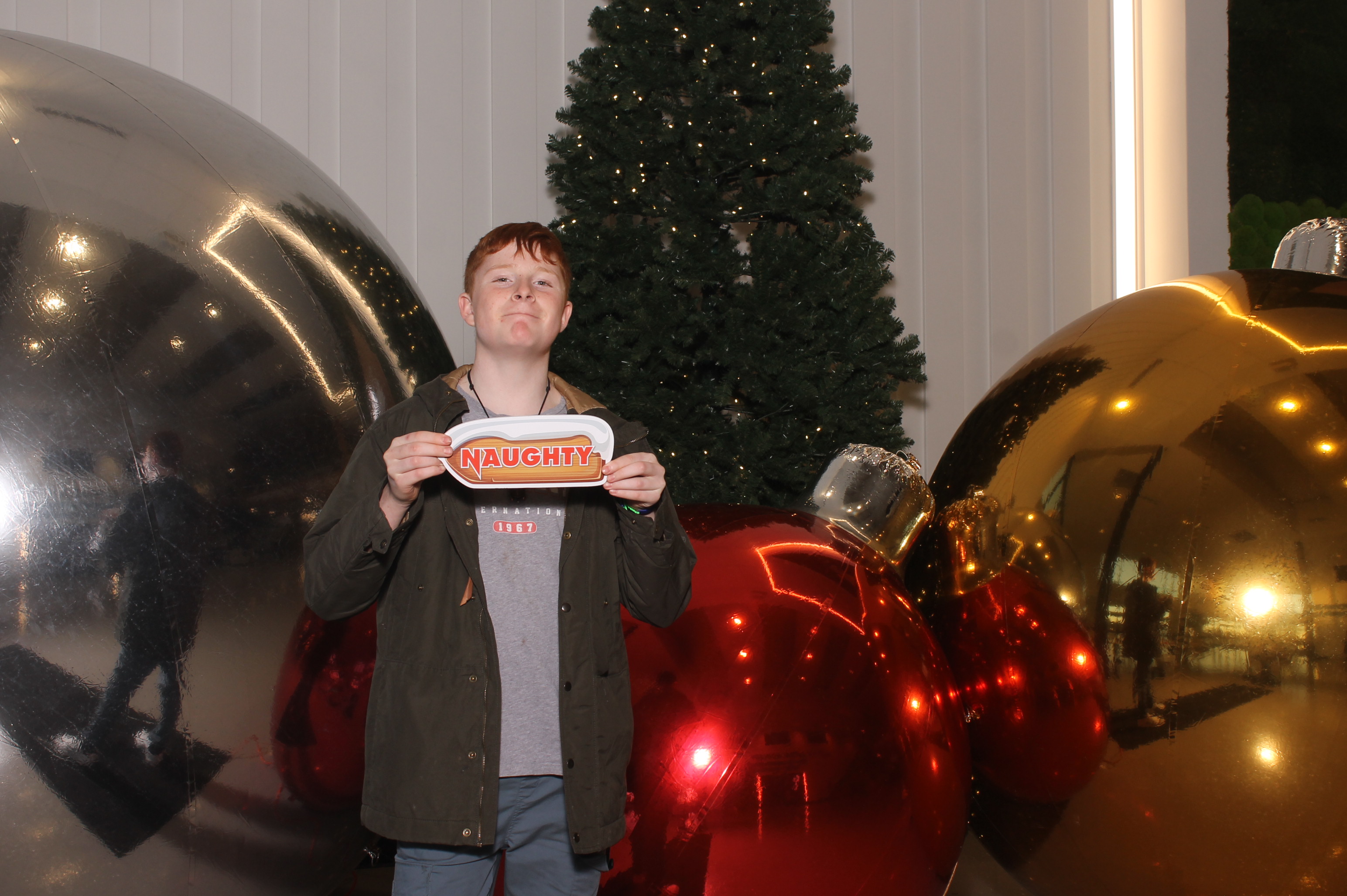 Rivers Crossing Christmas Invite | View more photos from the event at gallery.photoboothcincy.com/u/PhotoBoothCincy/Rivers-Crossing-Christmas-Invite