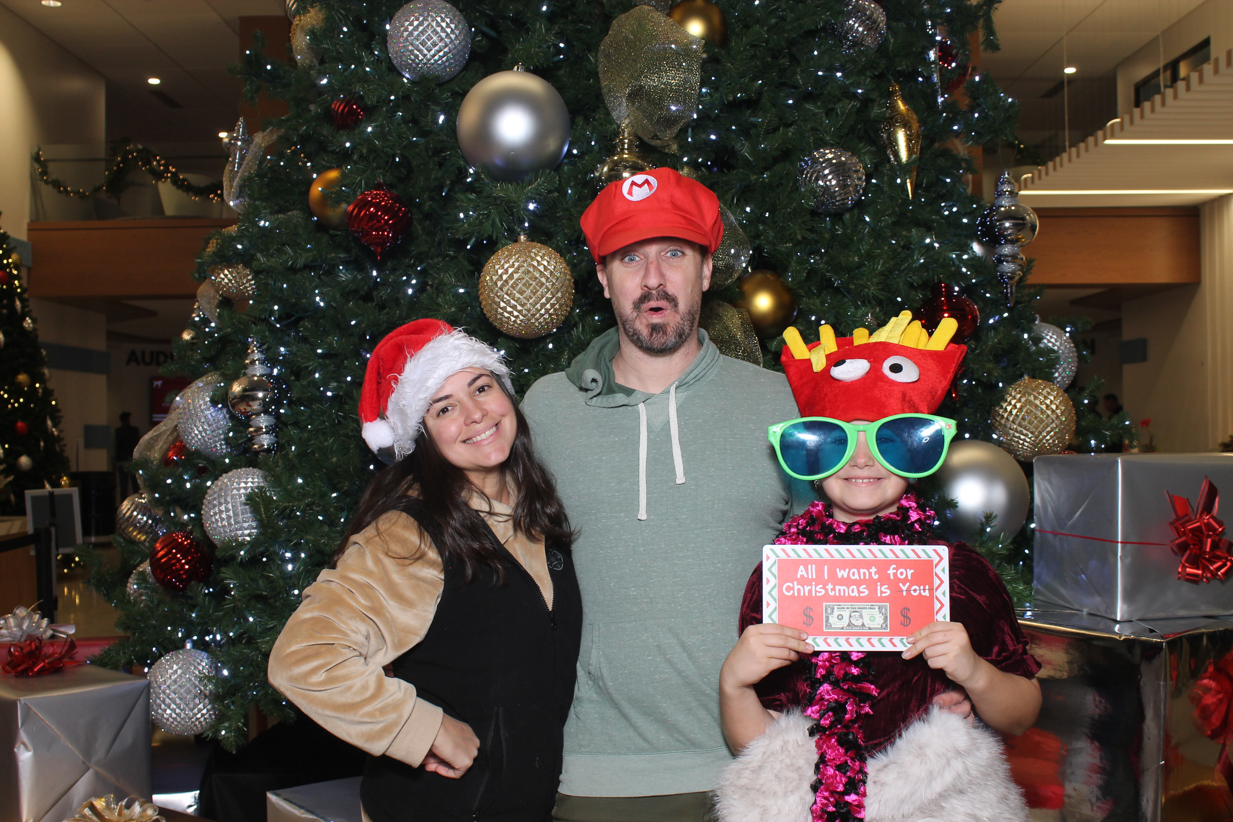 Rivers Crossing Christmas Invite | View more photos from the event at gallery.photoboothcincy.com/u/PhotoBoothCincy/Rivers-Crossing-Christmas-Invite
