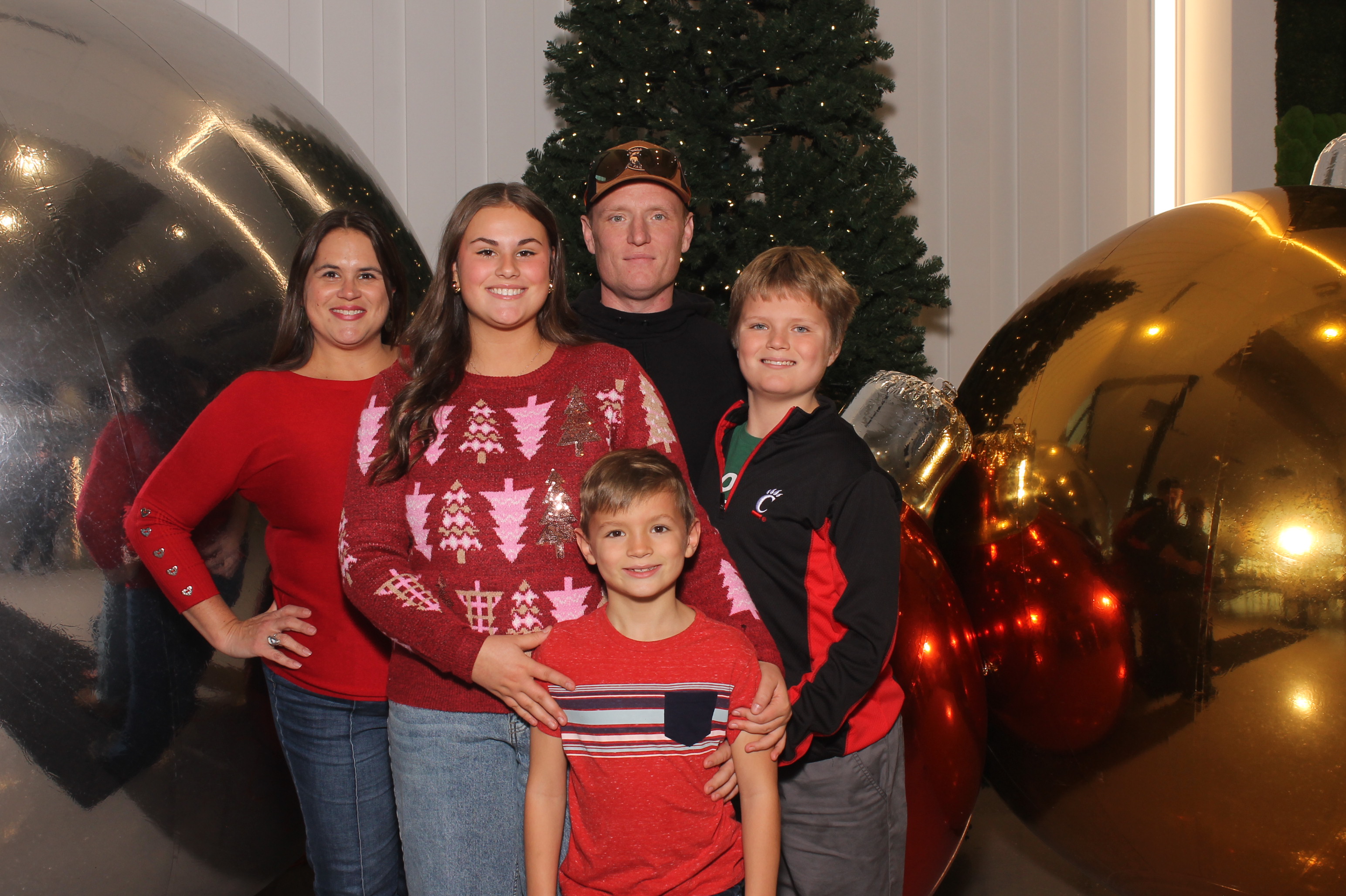 Rivers Crossing Christmas Invite | View more photos from the event at gallery.photoboothcincy.com/u/PhotoBoothCincy/Rivers-Crossing-Christmas-Invite