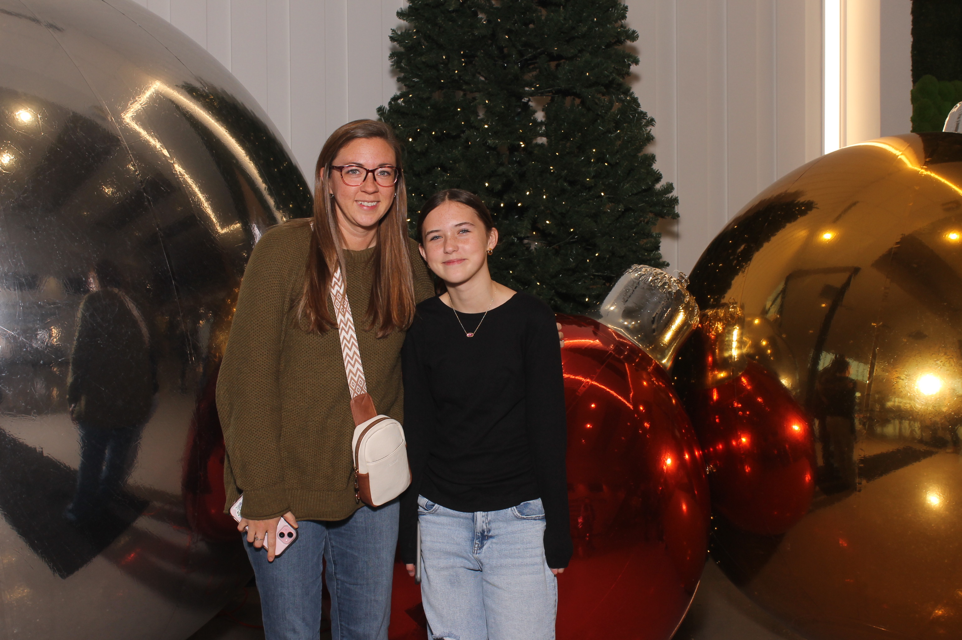 Rivers Crossing Christmas Invite | View more photos from the event at gallery.photoboothcincy.com/u/PhotoBoothCincy/Rivers-Crossing-Christmas-Invite