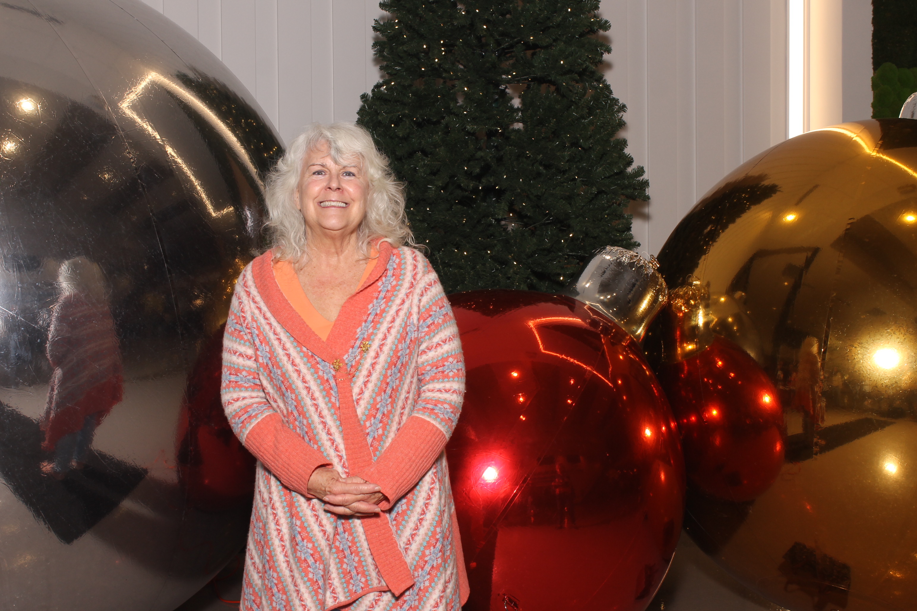 Rivers Crossing Christmas Invite | View more photos from the event at gallery.photoboothcincy.com/u/PhotoBoothCincy/Rivers-Crossing-Christmas-Invite