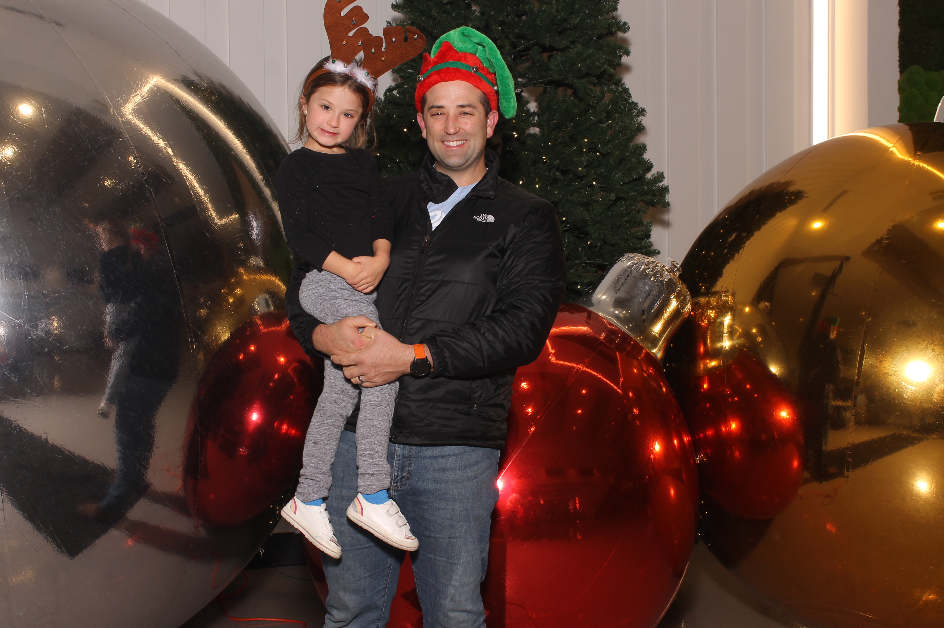 Rivers Crossing Christmas Invite | View more photos from the event at gallery.photoboothcincy.com/u/PhotoBoothCincy/Rivers-Crossing-Christmas-Invite