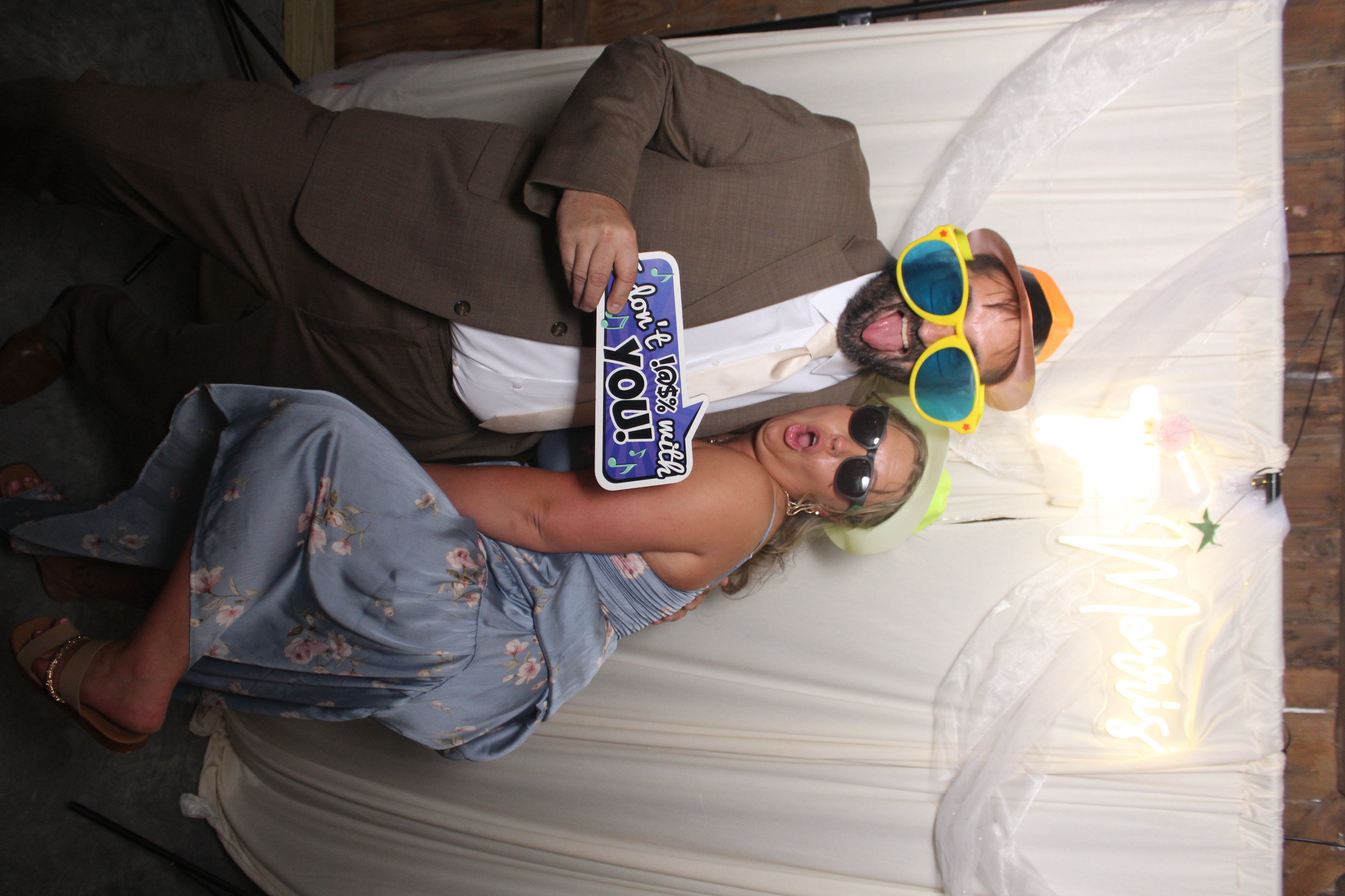 Ryan & Madison  | View more photos from the event at gallery.photoboothcincy.com/u/PhotoBoothCincy/Ryan-Madison