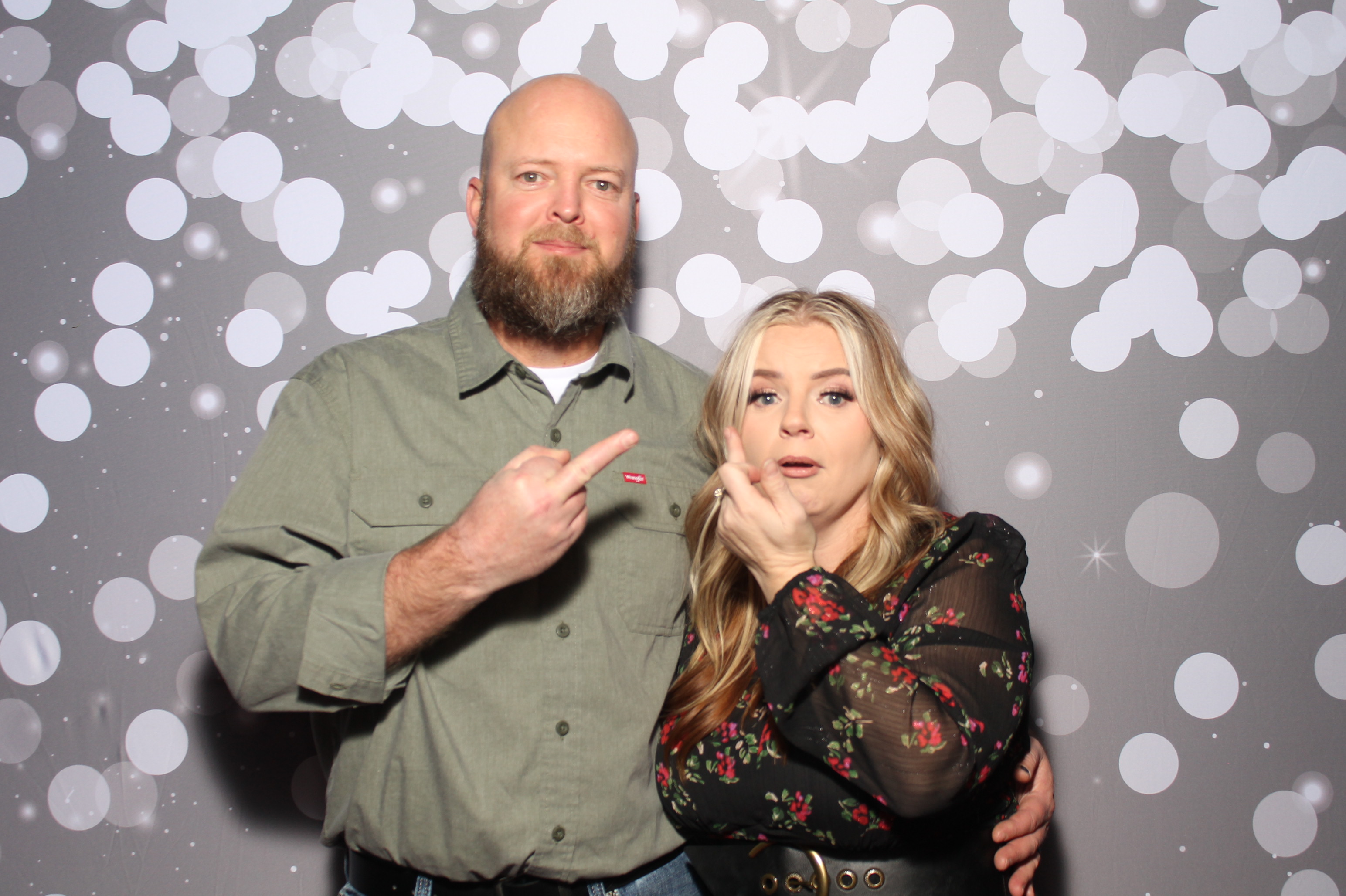 SEI Holiday Party | View more photos from the event at gallery.photoboothcincy.com/u/PhotoBoothCincy/SEI-Holiday-Party