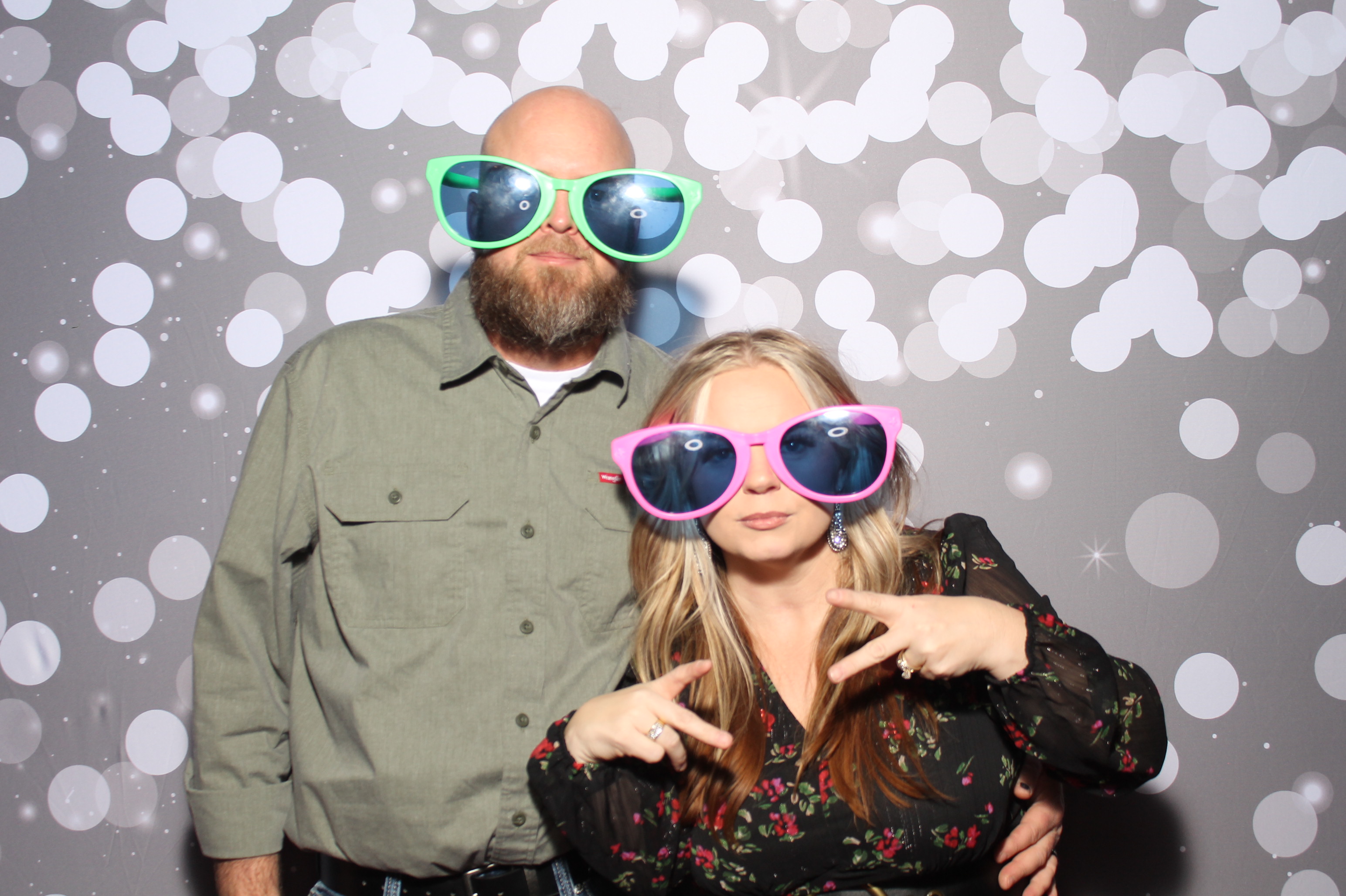 SEI Holiday Party | View more photos from the event at gallery.photoboothcincy.com/u/PhotoBoothCincy/SEI-Holiday-Party
