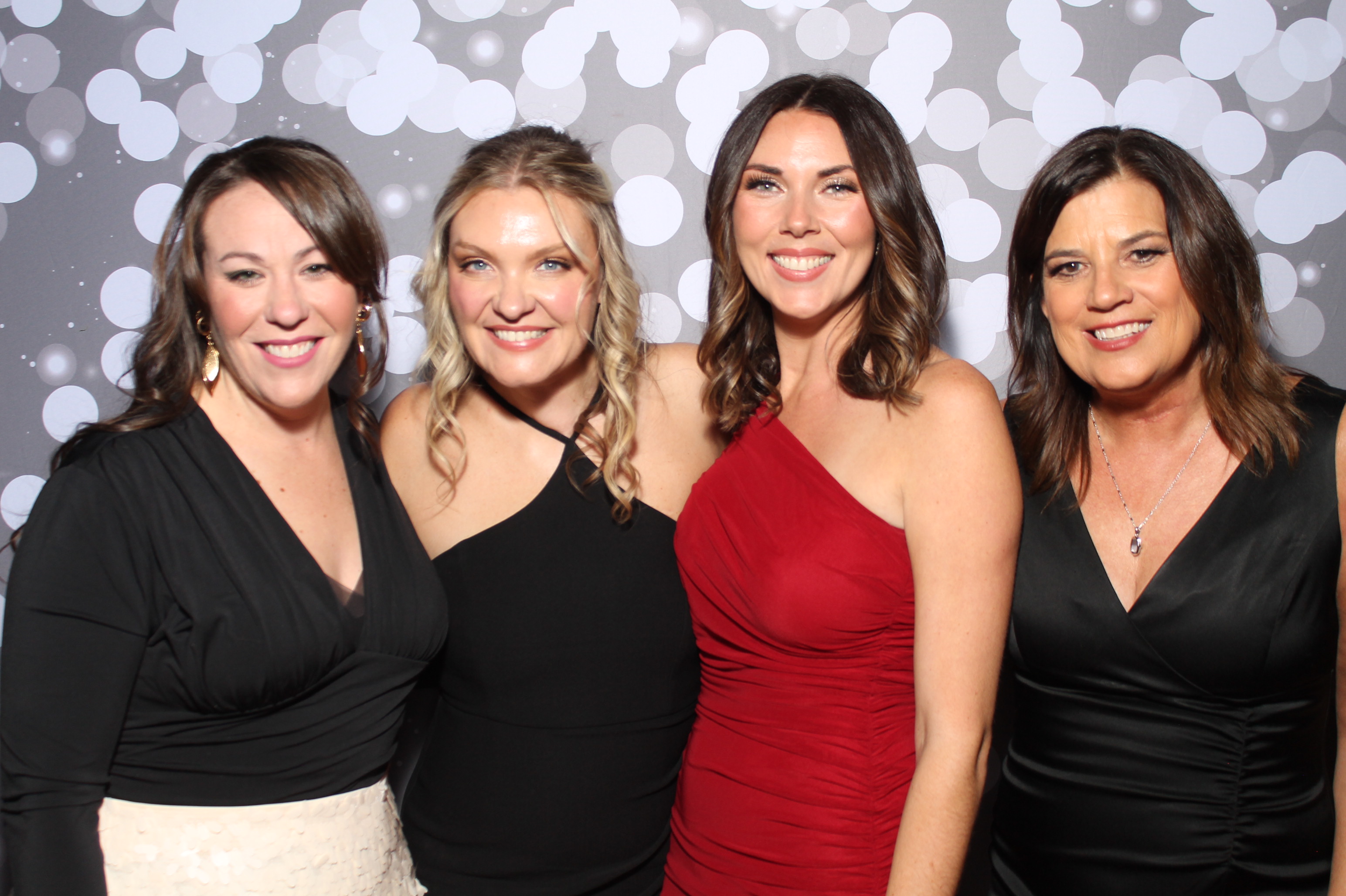 SEI Holiday Party | View more photos from the event at gallery.photoboothcincy.com/u/PhotoBoothCincy/SEI-Holiday-Party