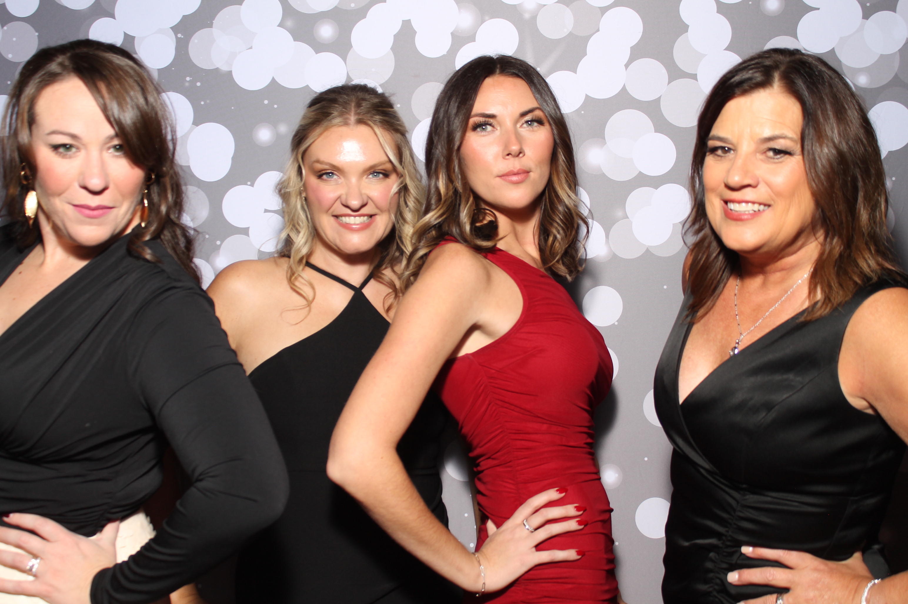 SEI Holiday Party | View more photos from the event at gallery.photoboothcincy.com/u/PhotoBoothCincy/SEI-Holiday-Party
