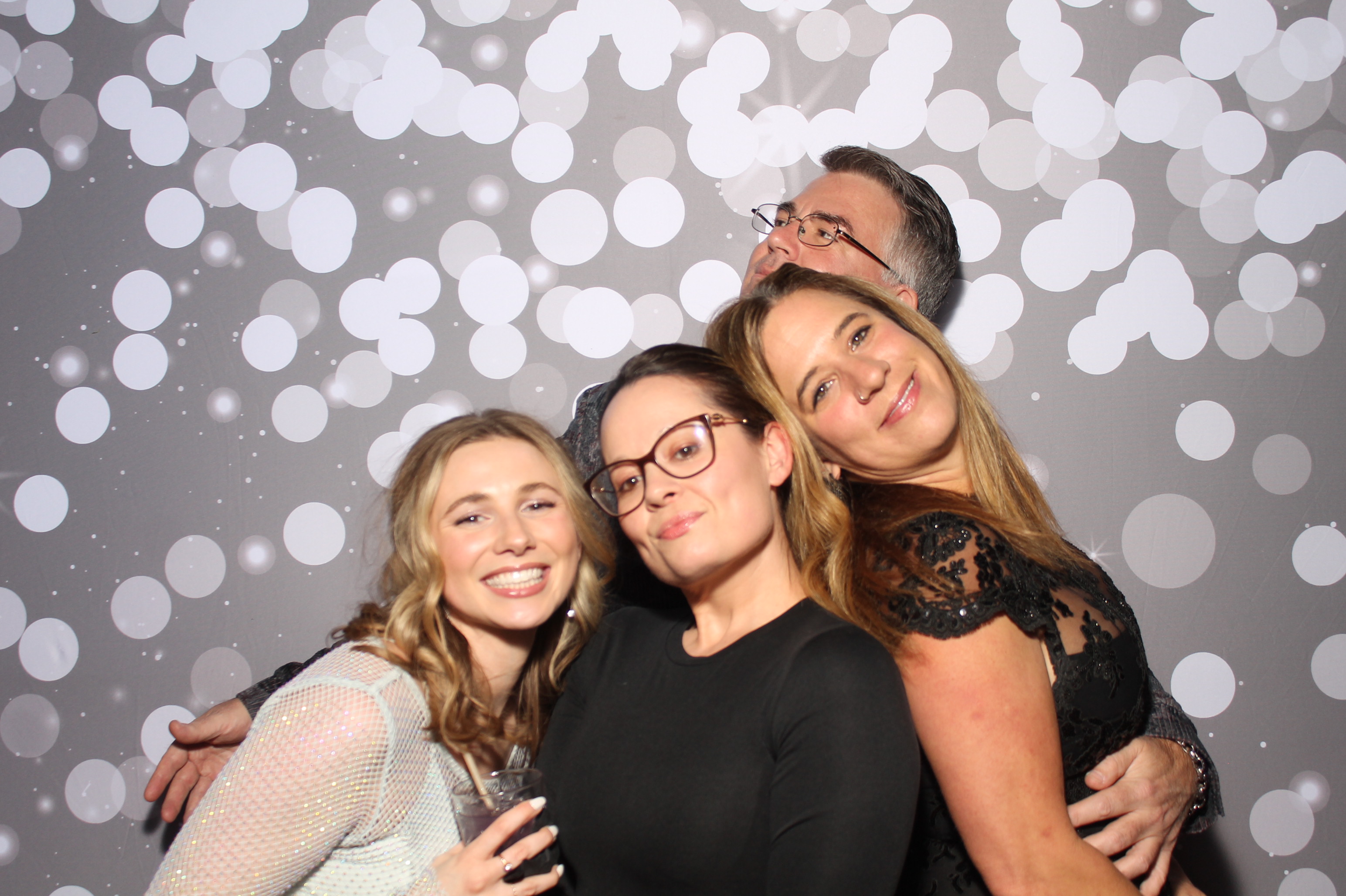 SEI Holiday Party | View more photos from the event at gallery.photoboothcincy.com/u/PhotoBoothCincy/SEI-Holiday-Party