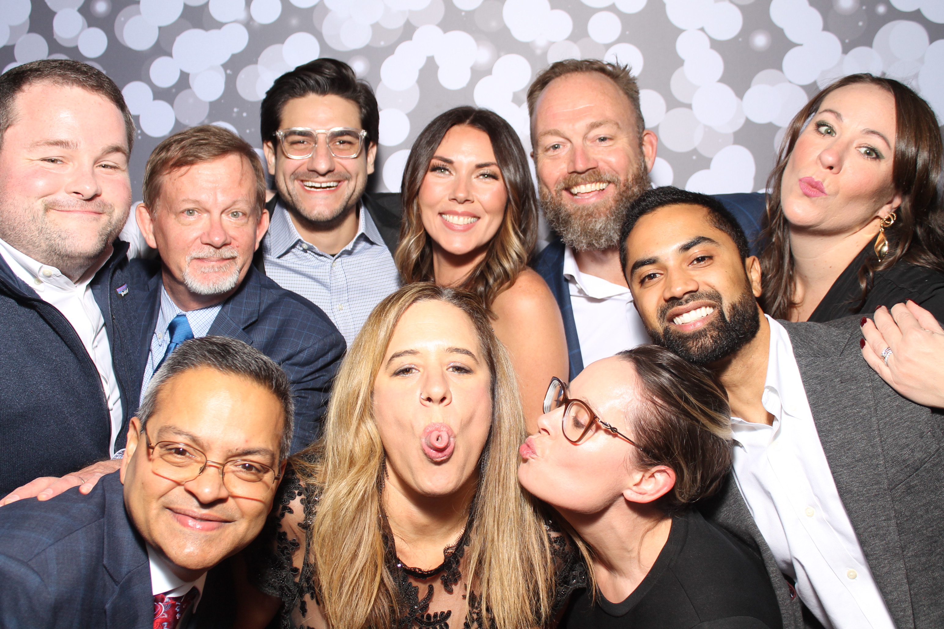 SEI Holiday Party | View more photos from the event at gallery.photoboothcincy.com/u/PhotoBoothCincy/SEI-Holiday-Party