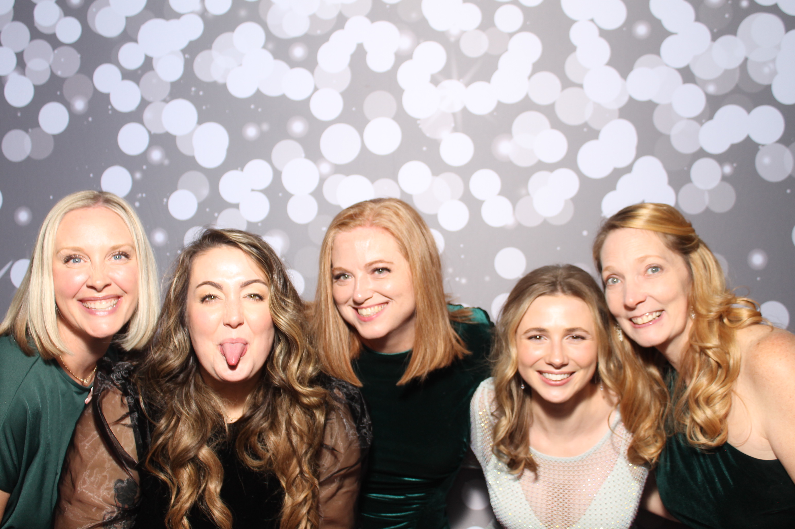 SEI Holiday Party | View more photos from the event at gallery.photoboothcincy.com/u/PhotoBoothCincy/SEI-Holiday-Party