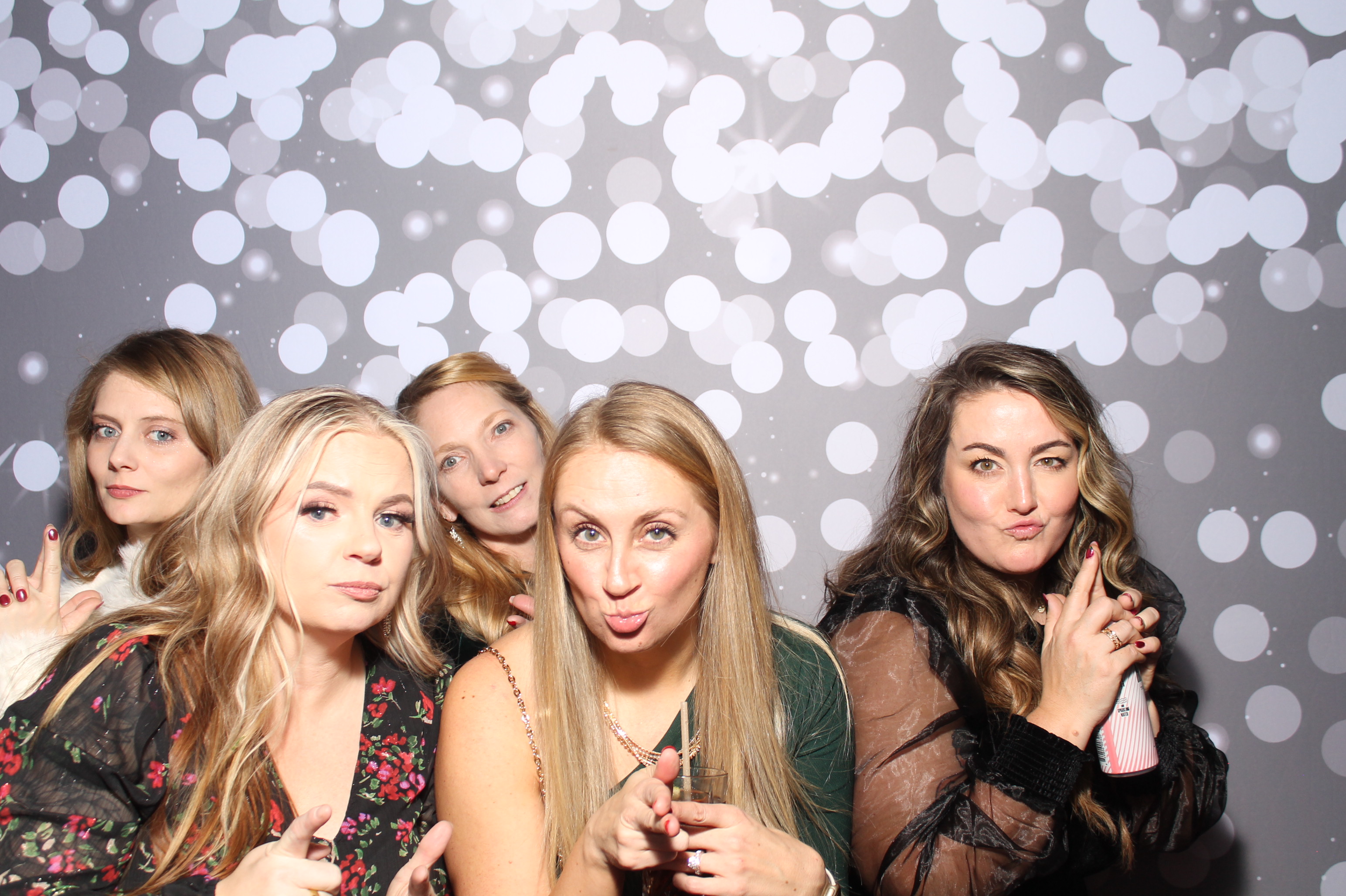 SEI Holiday Party | View more photos from the event at gallery.photoboothcincy.com/u/PhotoBoothCincy/SEI-Holiday-Party