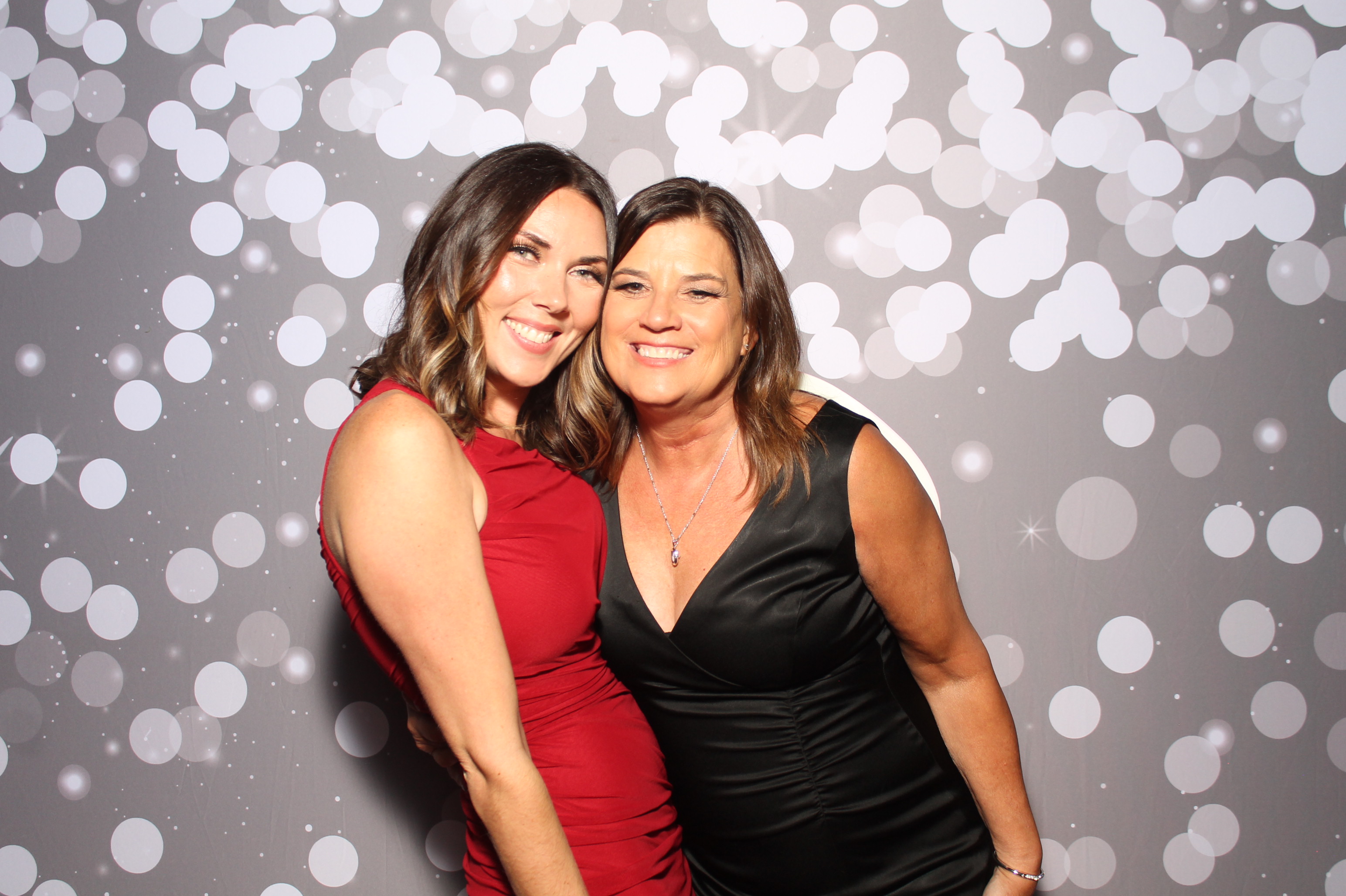 SEI Holiday Party | View more photos from the event at gallery.photoboothcincy.com/u/PhotoBoothCincy/SEI-Holiday-Party