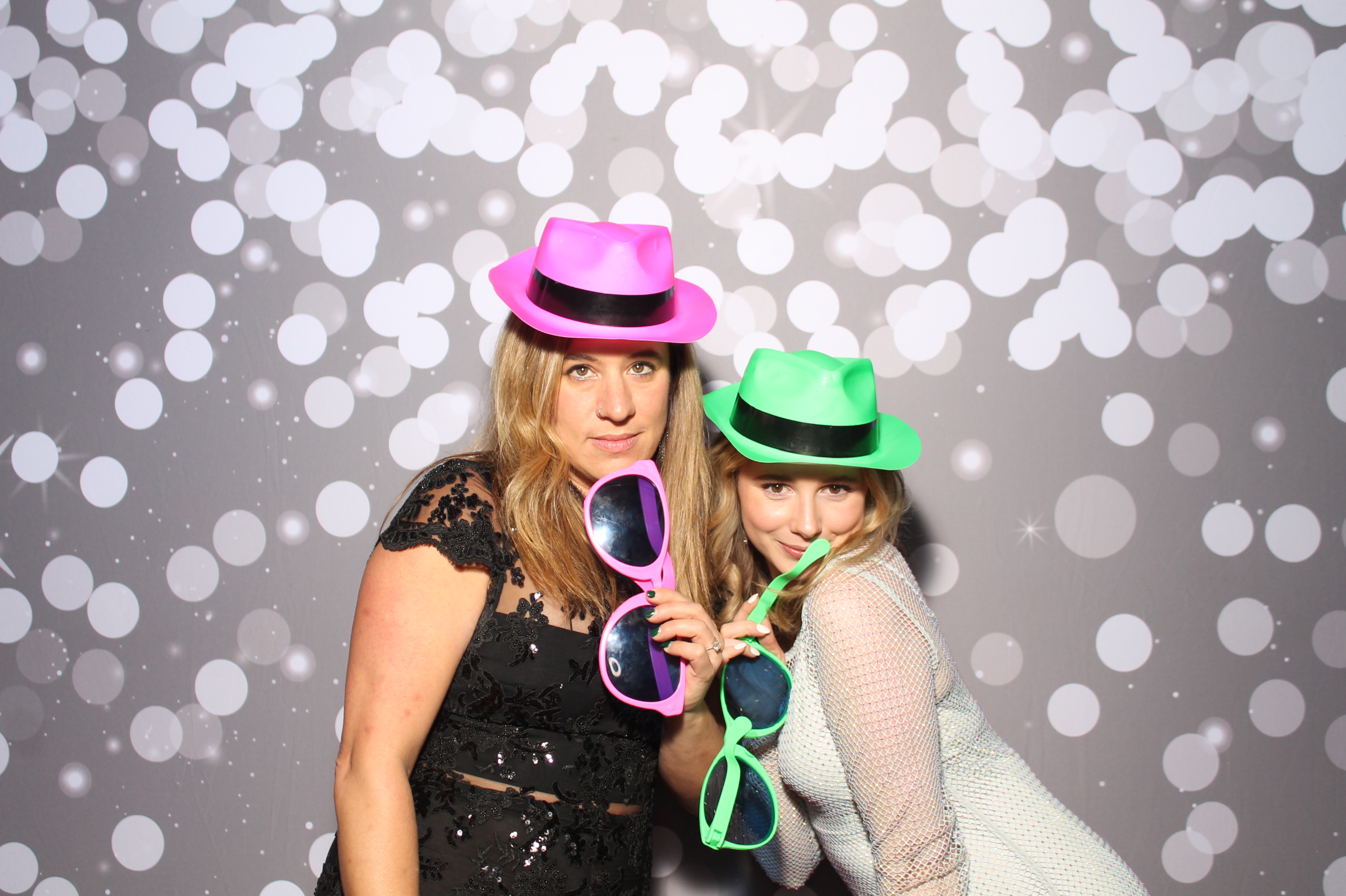 SEI Holiday Party | View more photos from the event at gallery.photoboothcincy.com/u/PhotoBoothCincy/SEI-Holiday-Party