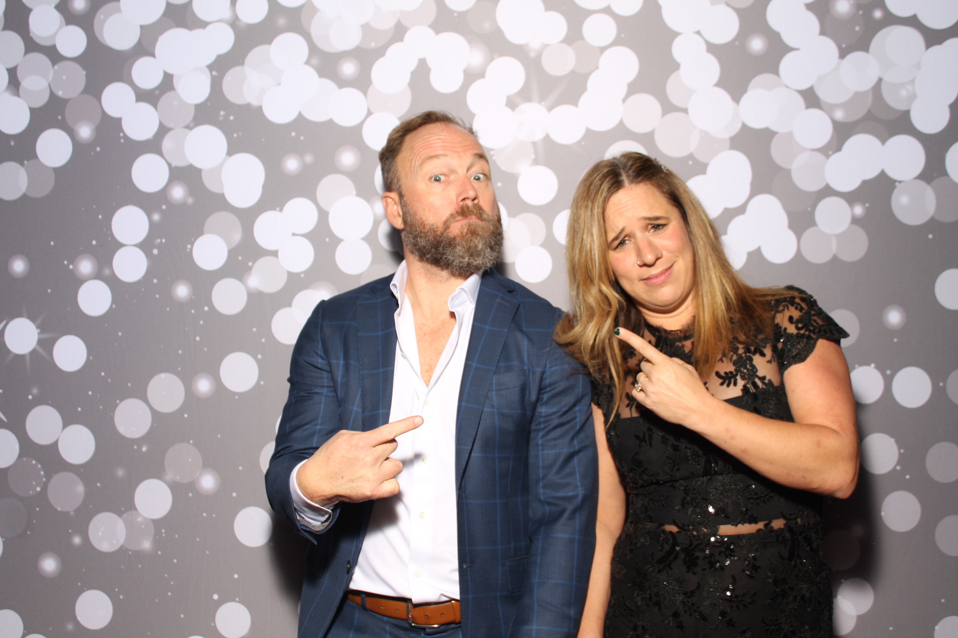 SEI Holiday Party | View more photos from the event at gallery.photoboothcincy.com/u/PhotoBoothCincy/SEI-Holiday-Party