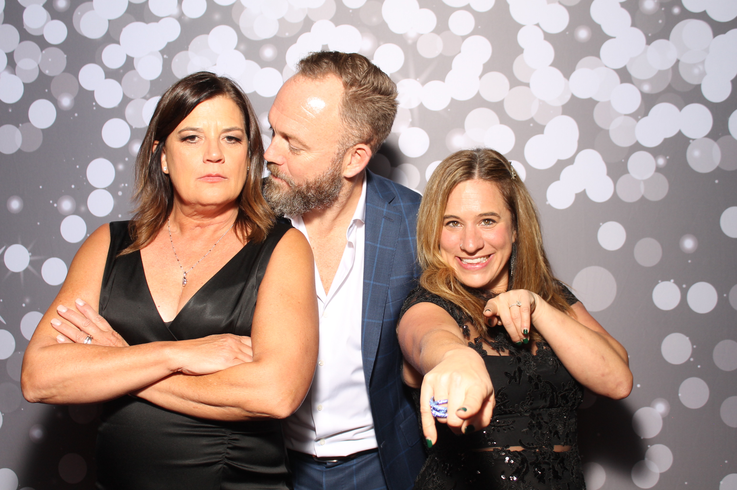 SEI Holiday Party | View more photos from the event at gallery.photoboothcincy.com/u/PhotoBoothCincy/SEI-Holiday-Party